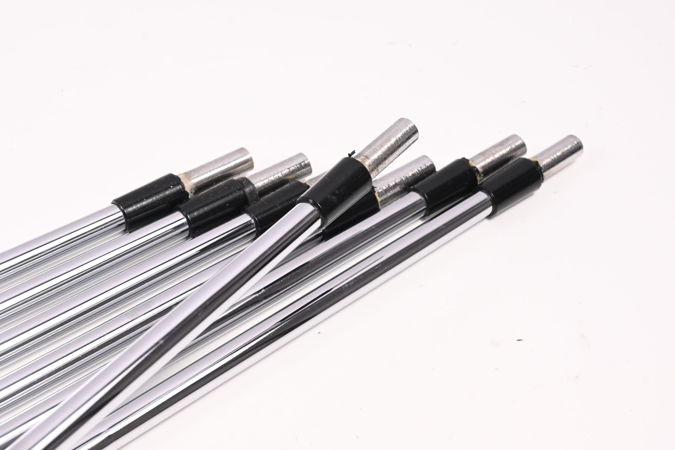 Dynamic Gold S400 Iron Shafts / Stiff Flex / Set of 7 / .355" Taper Tip