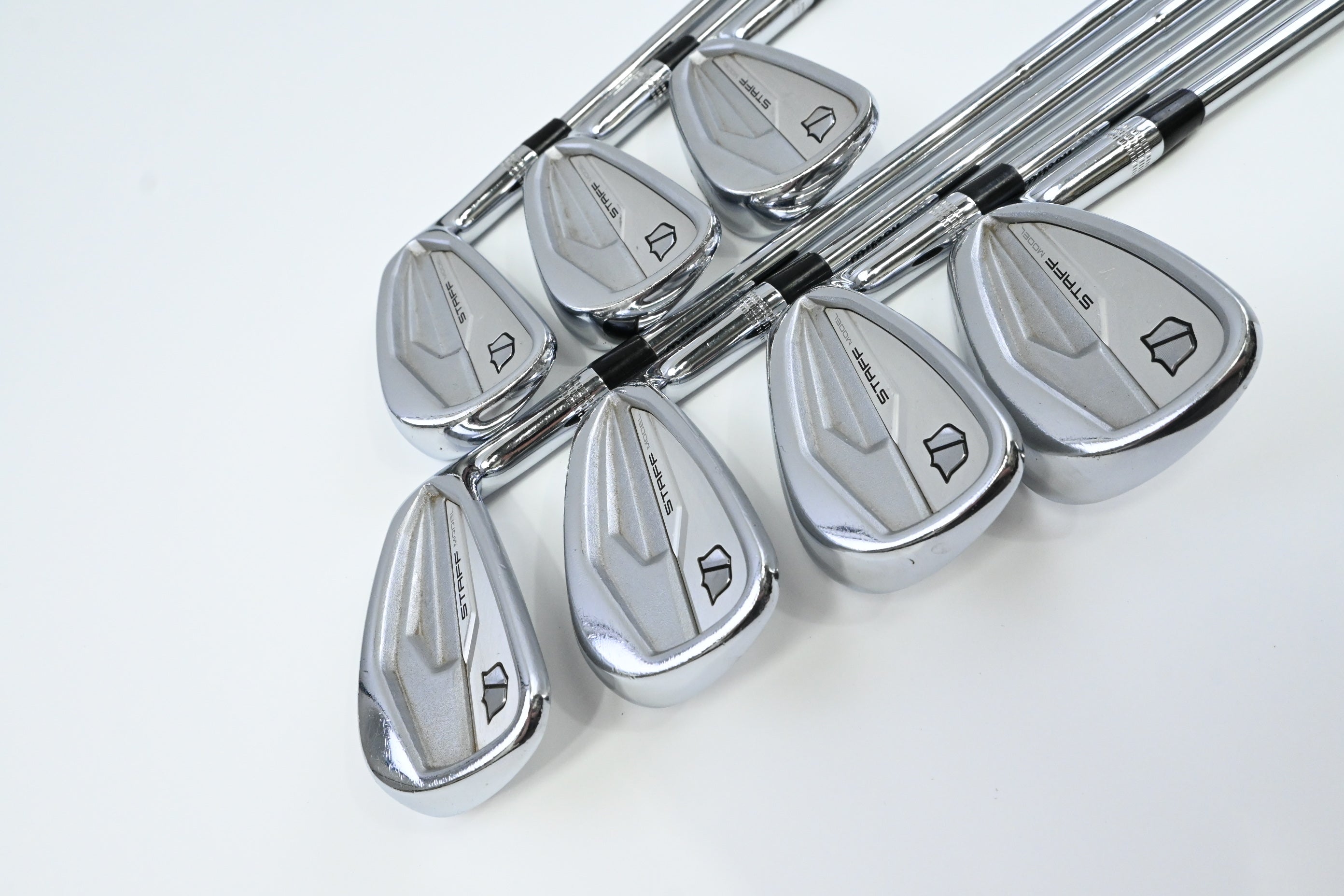 Wilson Staff Model CB 2024 Irons / 4-PW / Stiff Flex Dynamic Gold 115 S300