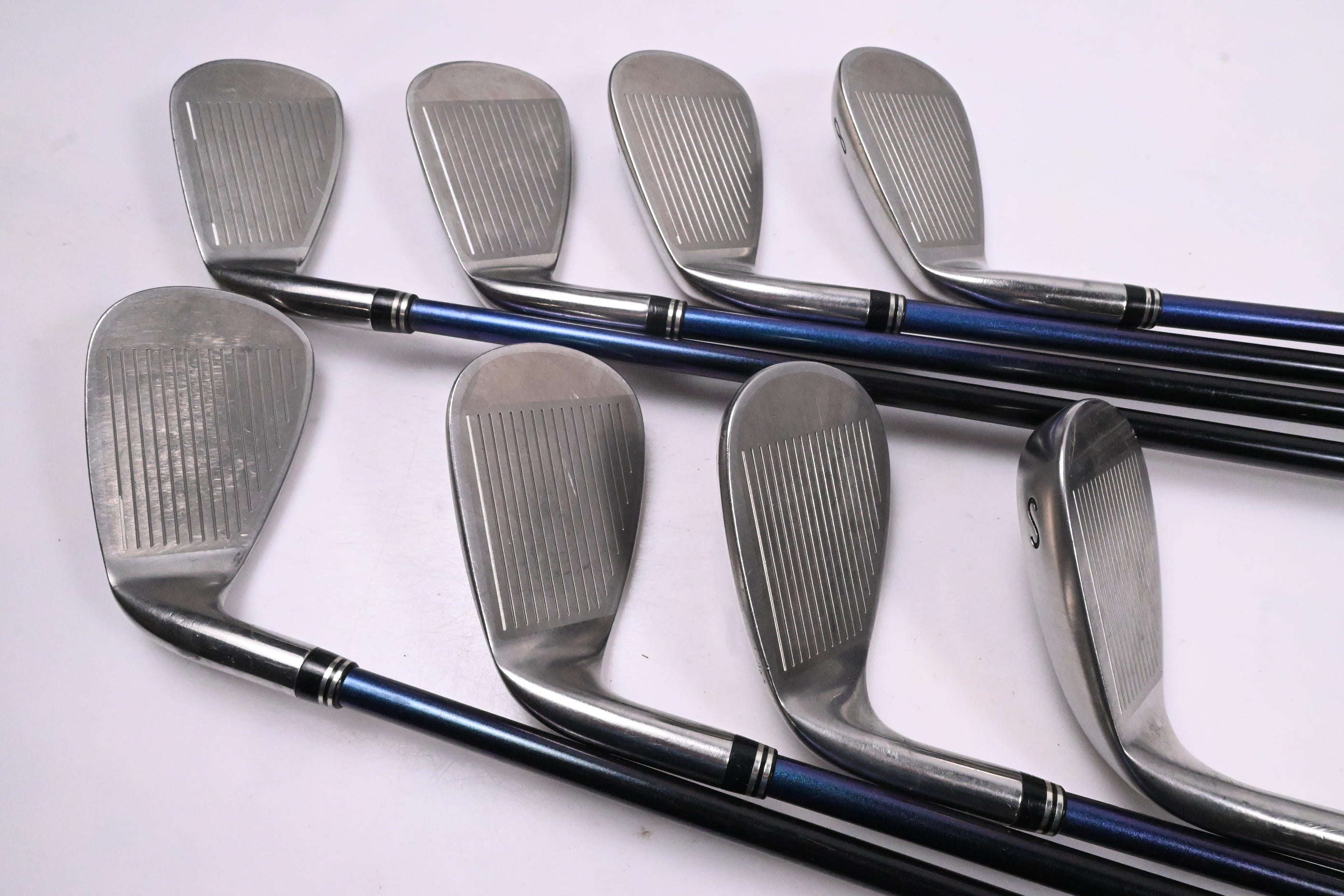 XXIO 9 Irons / 5-PW+AW+SW / Regular Flex XXIO MP 900 DST 54 Shafts