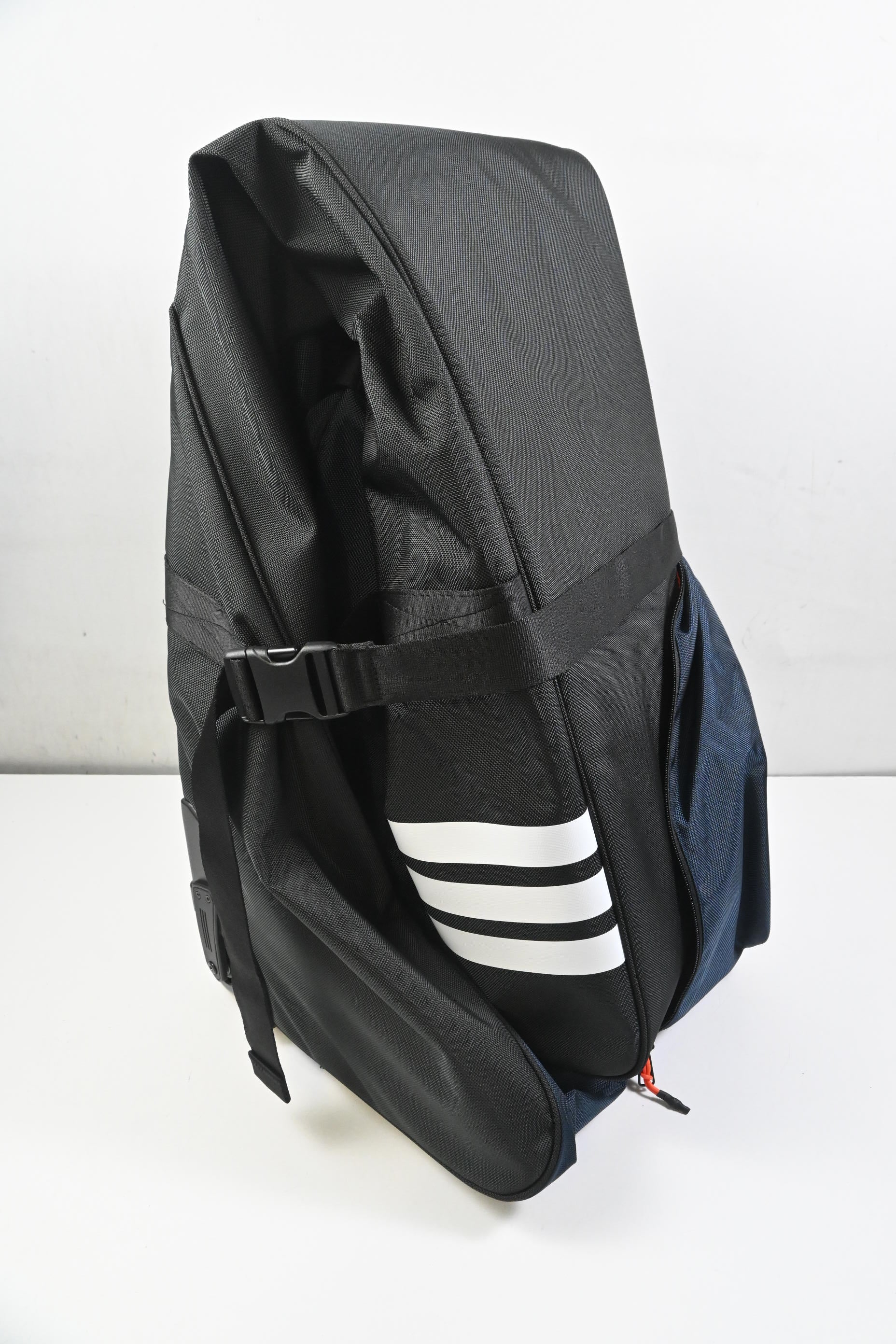 Adidas Golf Travel Cover / Travel Bag