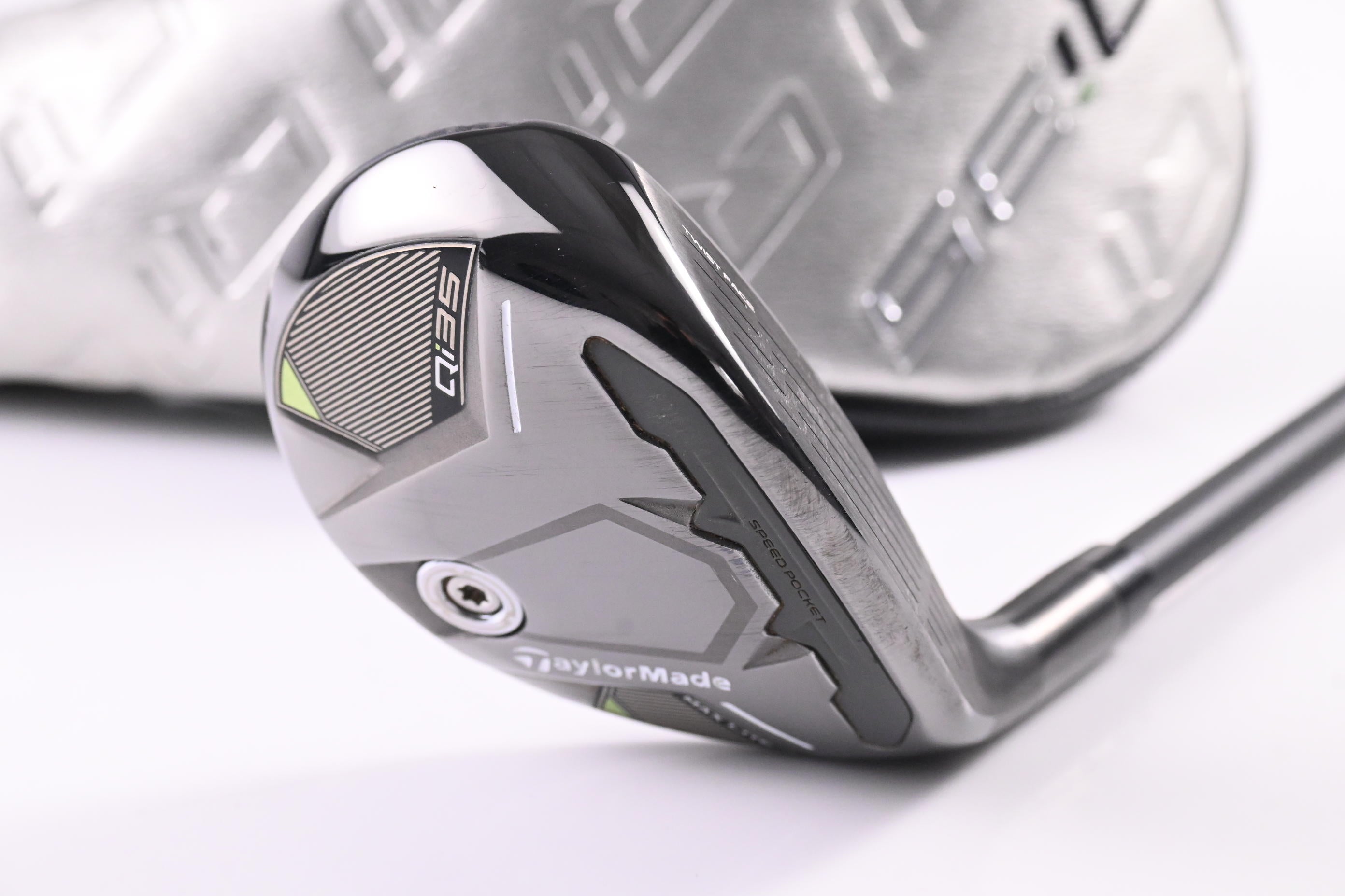 Taylormade Qi35 Max Lite #6 Hybrid / 31 Degree / Regular Flex Vanquish 5 Shaft