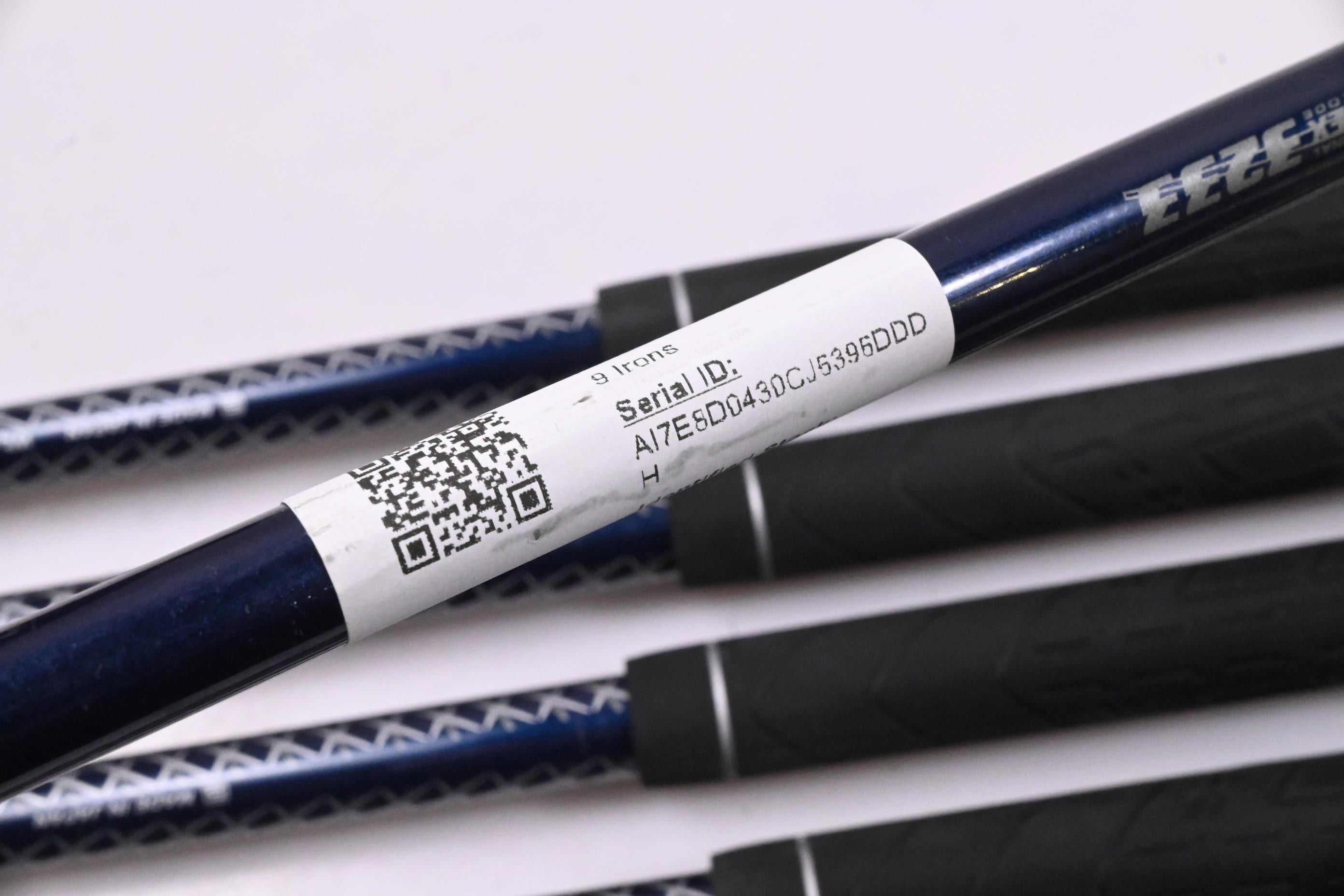 XXIO 9 Irons / 5-PW+AW+SW / Regular Flex XXIO MP 900 DST 54 Shafts