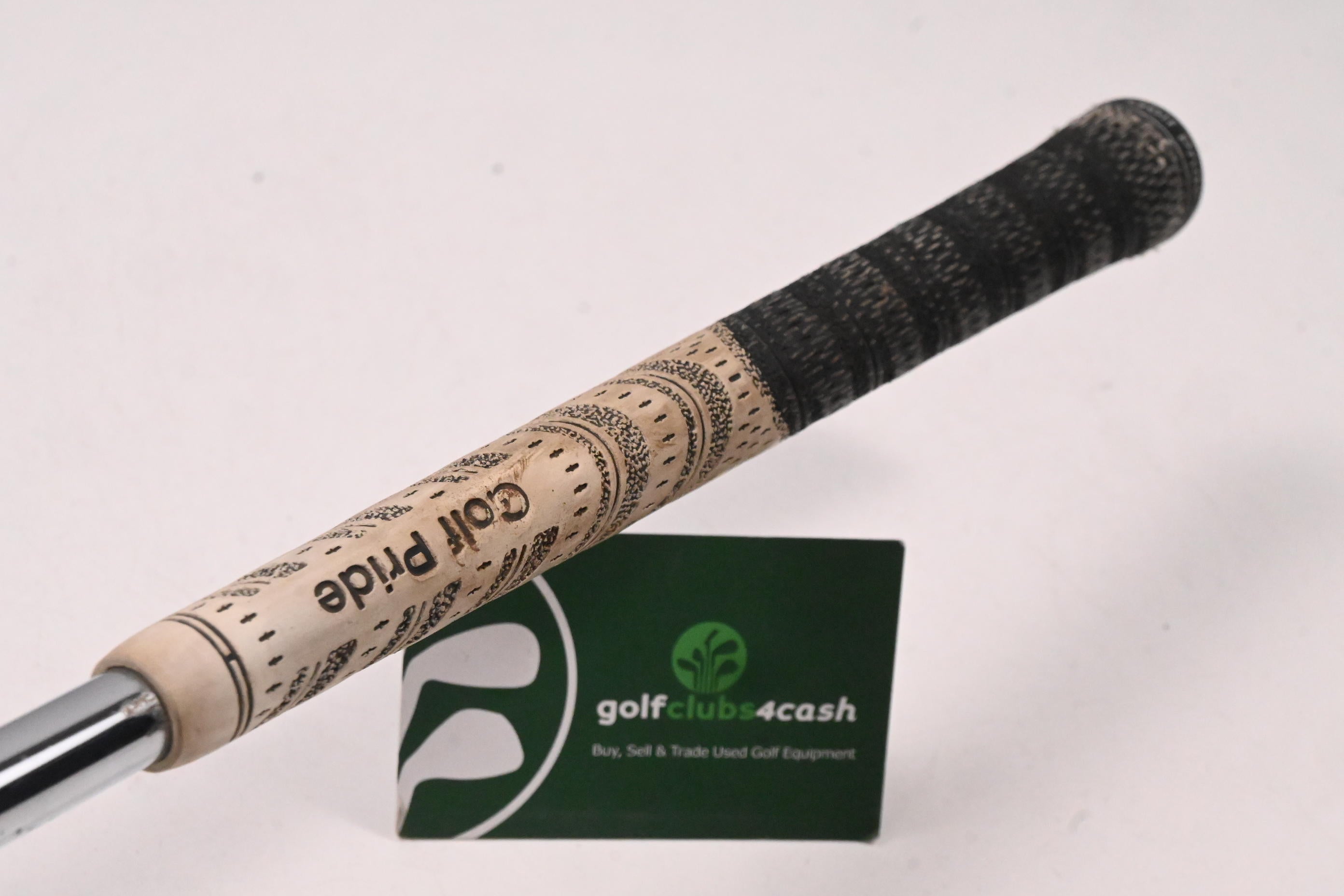 Wilson FG Tour 100 #8 Iron / 39 Degree / Regular Flex Dynamic Gold R300 Shaft