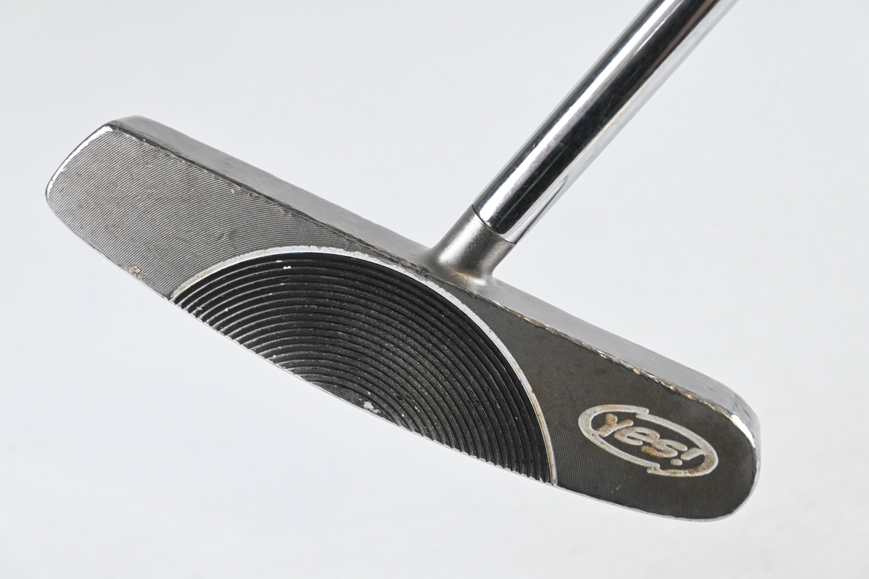 Yes! C-Groove Hanna Putter / 31 Inch