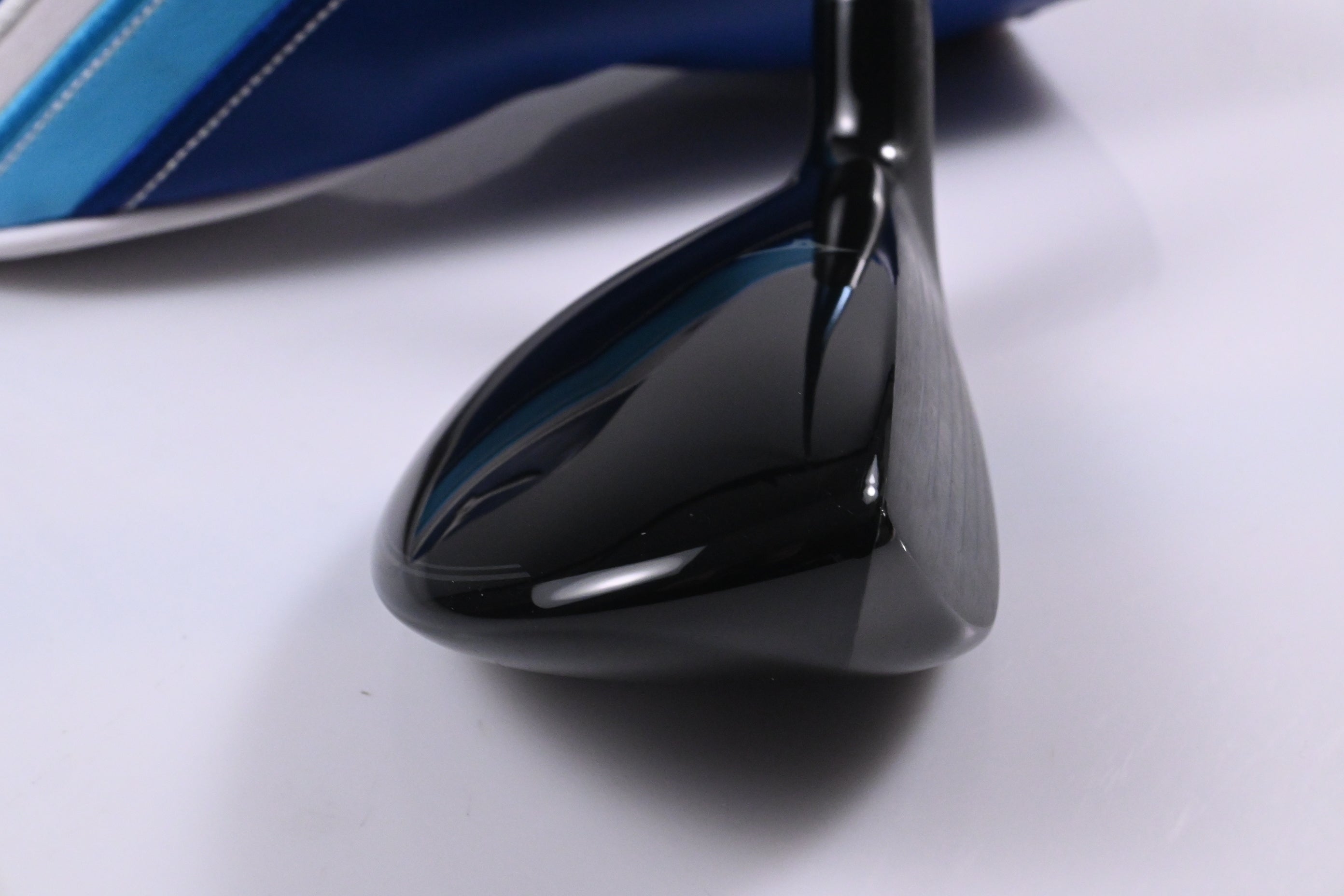 Mizuno ST-Max 230 #3 Hybrid / 19 Degree / Regular Flex UST Mamiya LINQ Blue 75