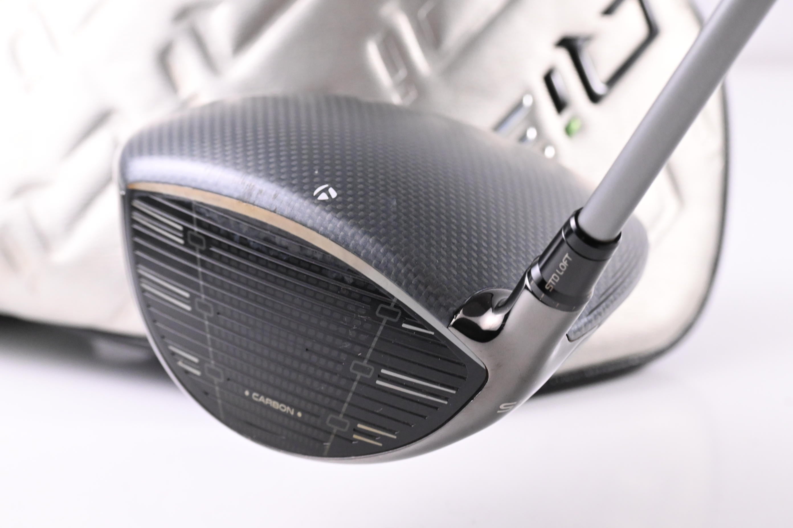 Taylormade Qi35 Max Driver / 10.5 Degree / Regular Flex Fujikura Airspeeder 50