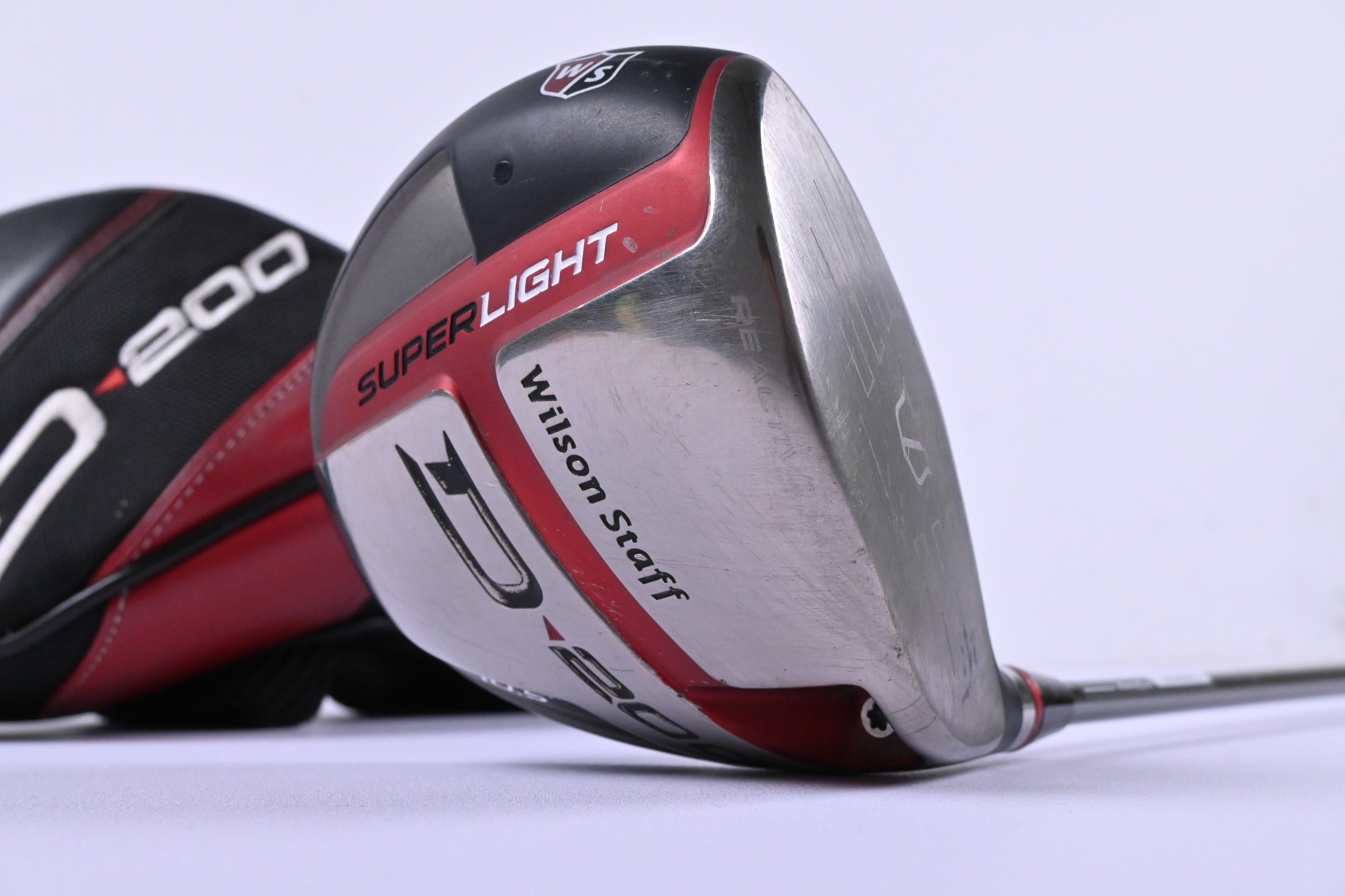Wilson Staff D200 Driver / 10.5 Degree / Senior Flex Elements Chrome 44 Shaft