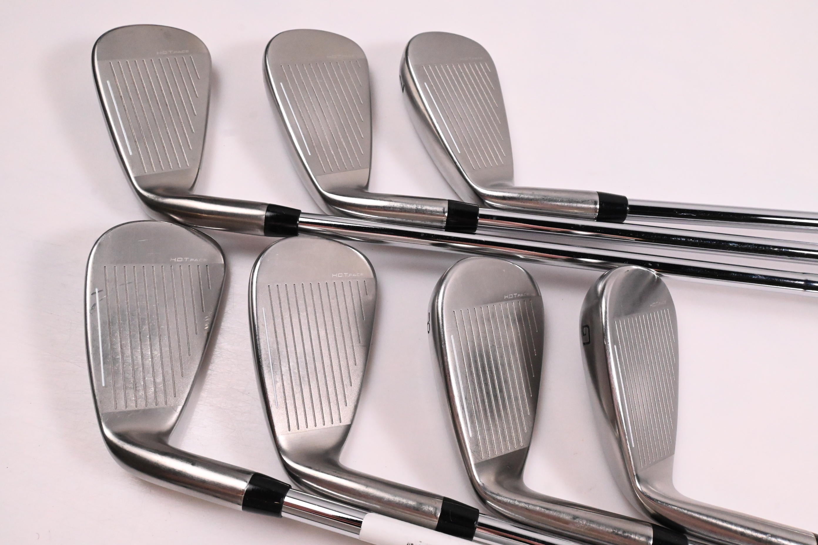 Cobra DS-Adapt Irons / 5-PW+GW / Regular Flex KBS Tour Lite Shafts