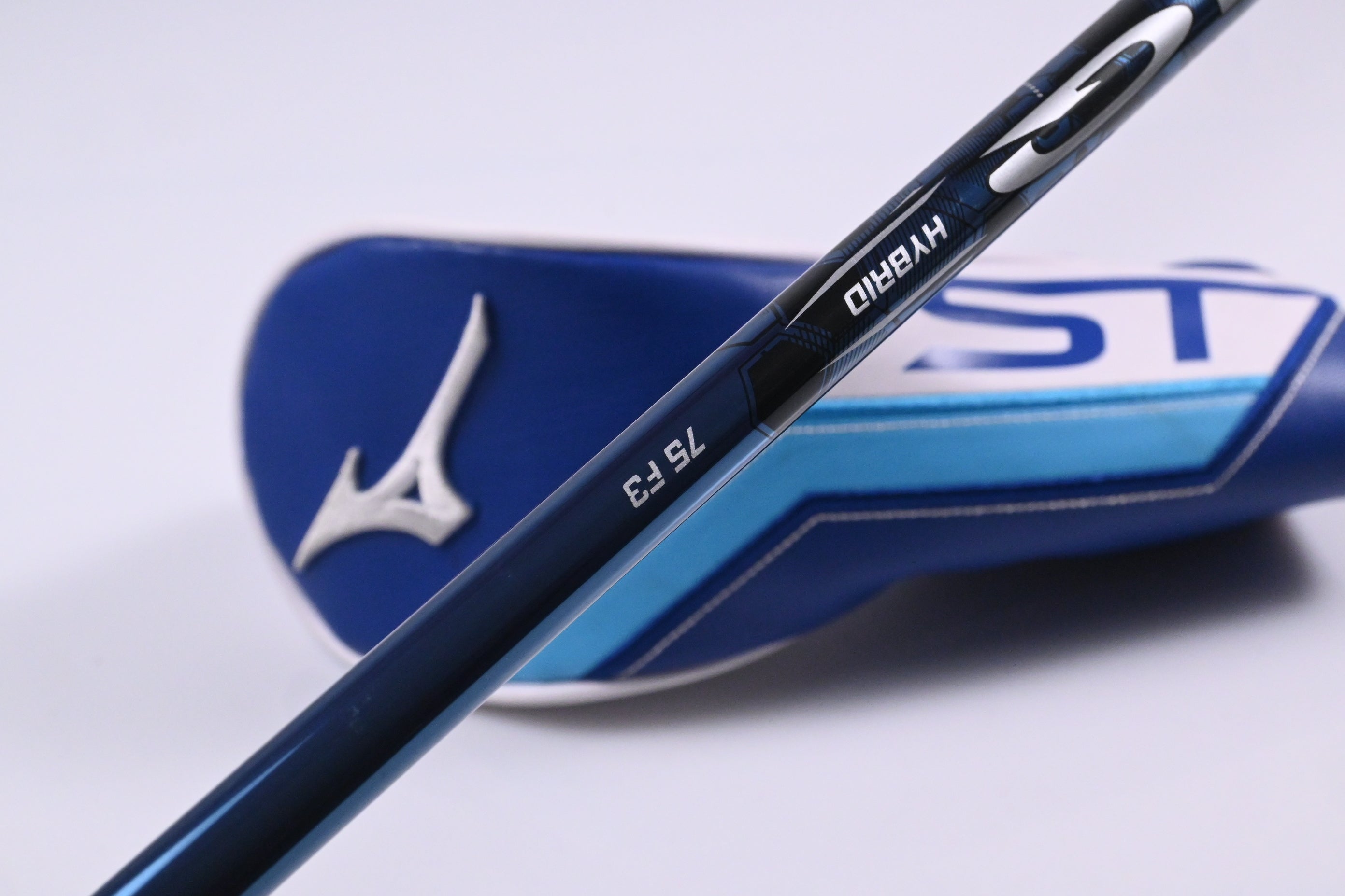 Mizuno ST-Max 230 #3 Hybrid / 19 Degree / Regular Flex UST Mamiya LINQ Blue 75