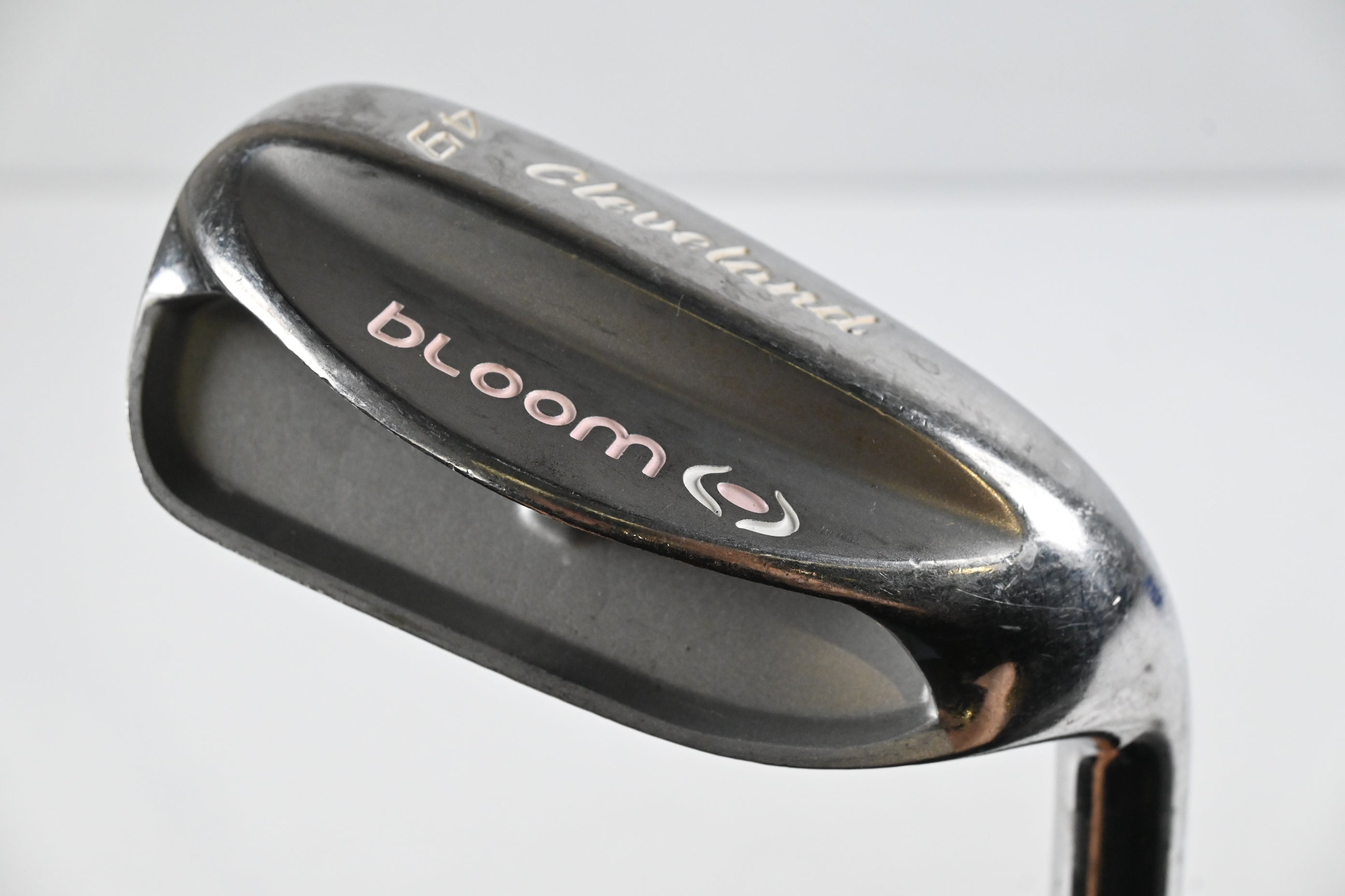 Ladies Cleveland Bloom Gap Wedge / 49 Degree / Ladies Flex Bloom 50 Shaft