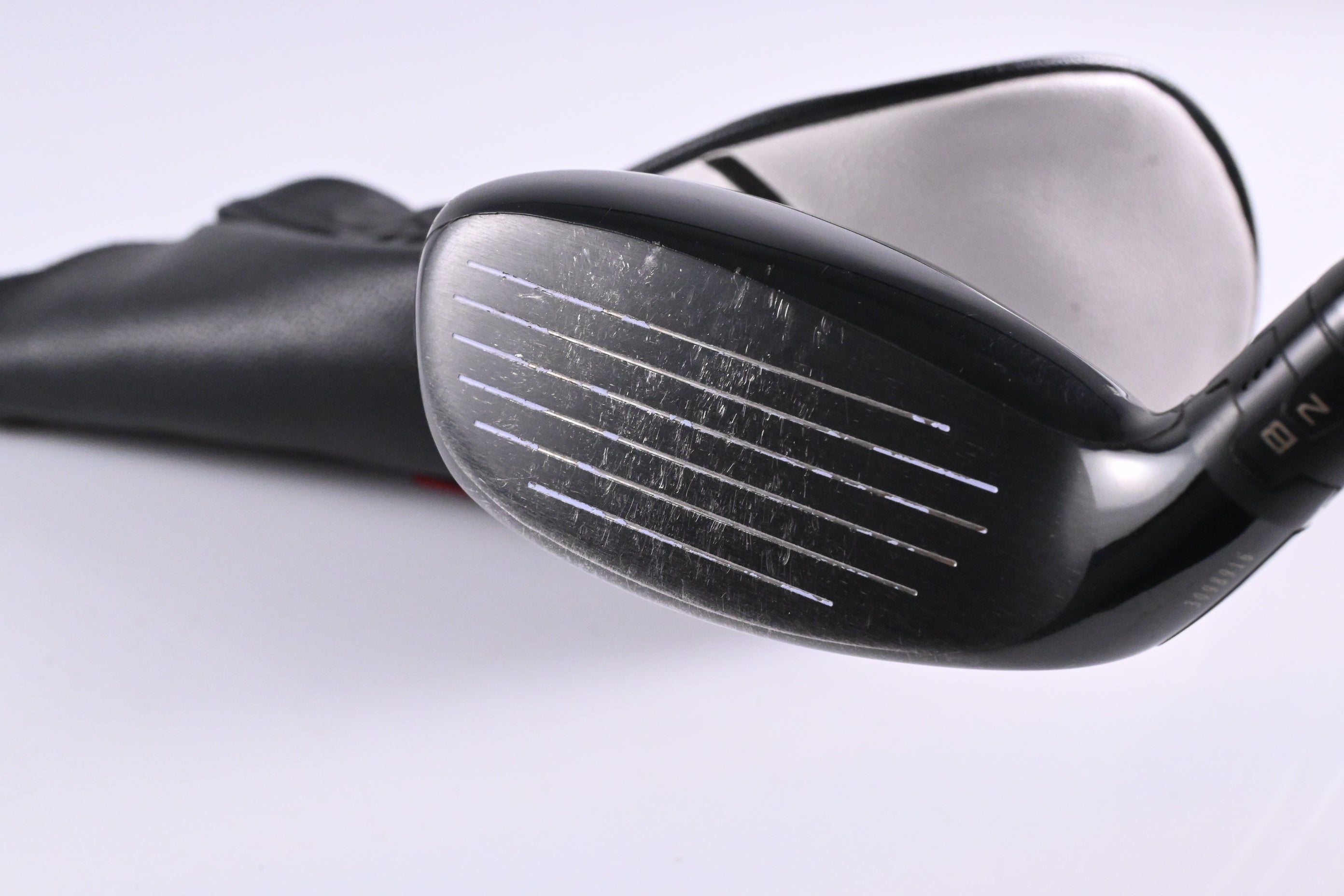 Titleist TSR3 #3 Hybrid / 19 Degree / Stiff Flex HZRDUS Red 70 Shaft