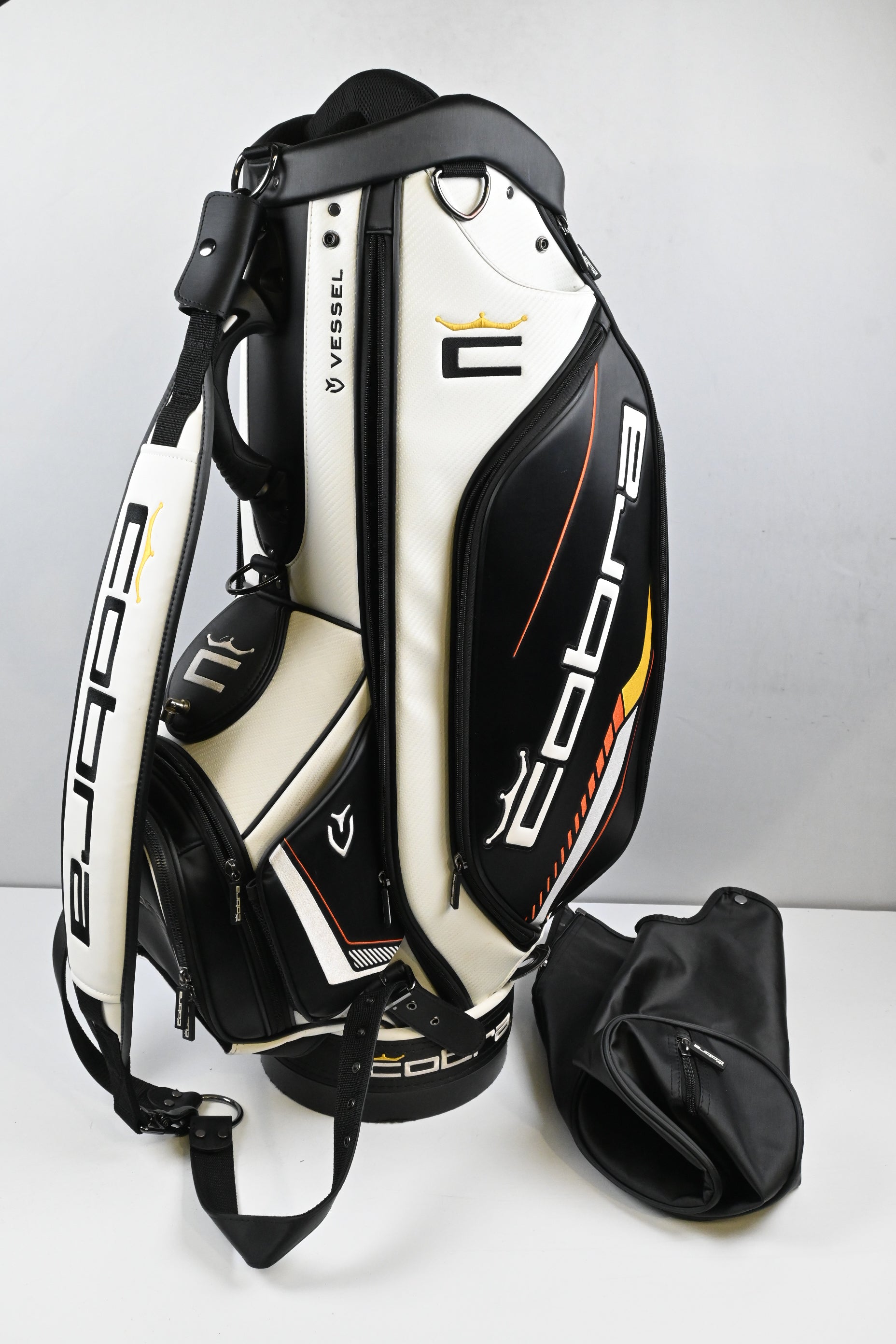 Cobra x Vessel Staff 2022 Tour Bag / 6-Way Divider / Black, White