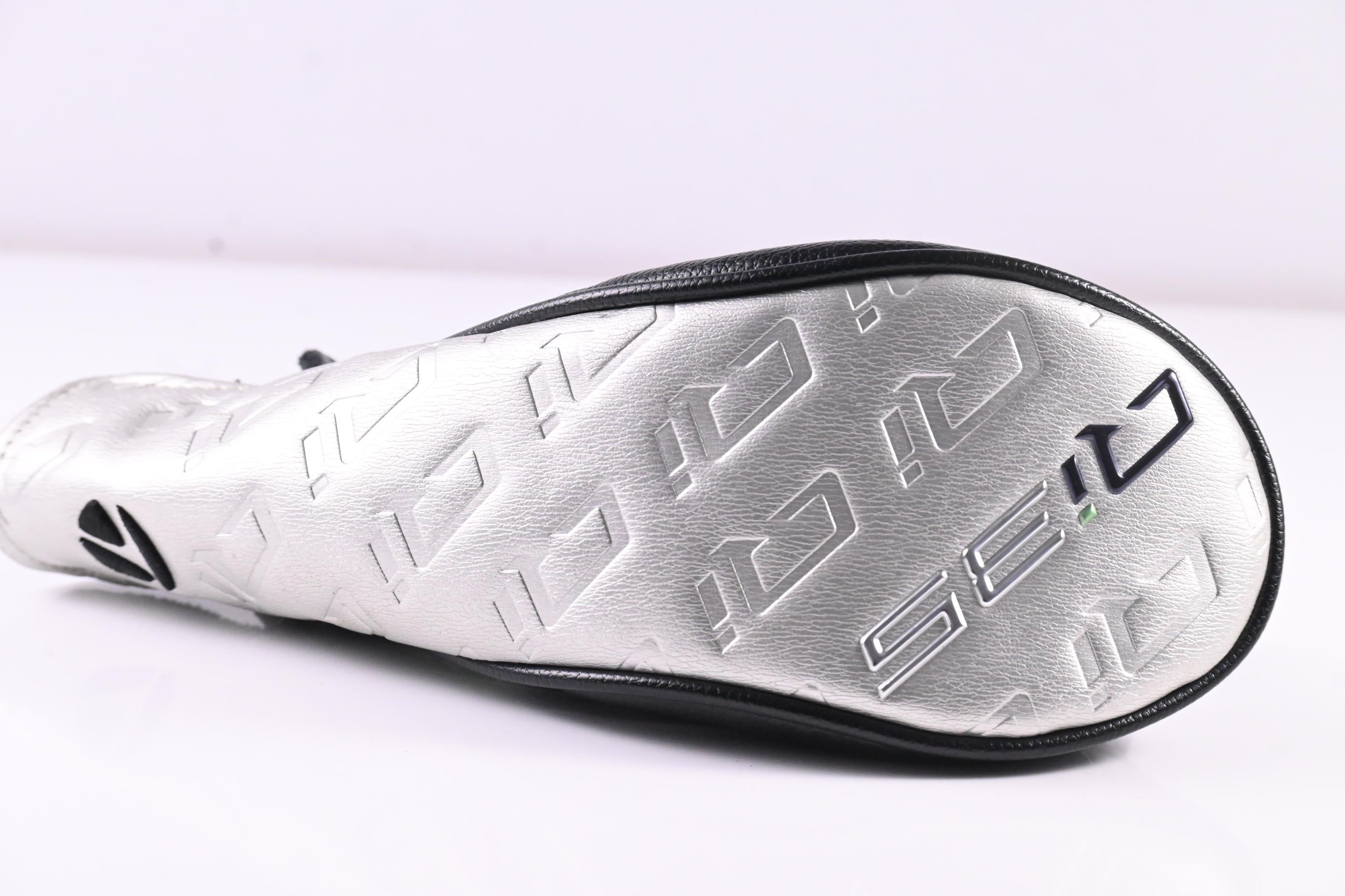 Taylormade Qi35 Max Lite #6 Hybrid / 31 Degree / Regular Flex Vanquish 5 Shaft