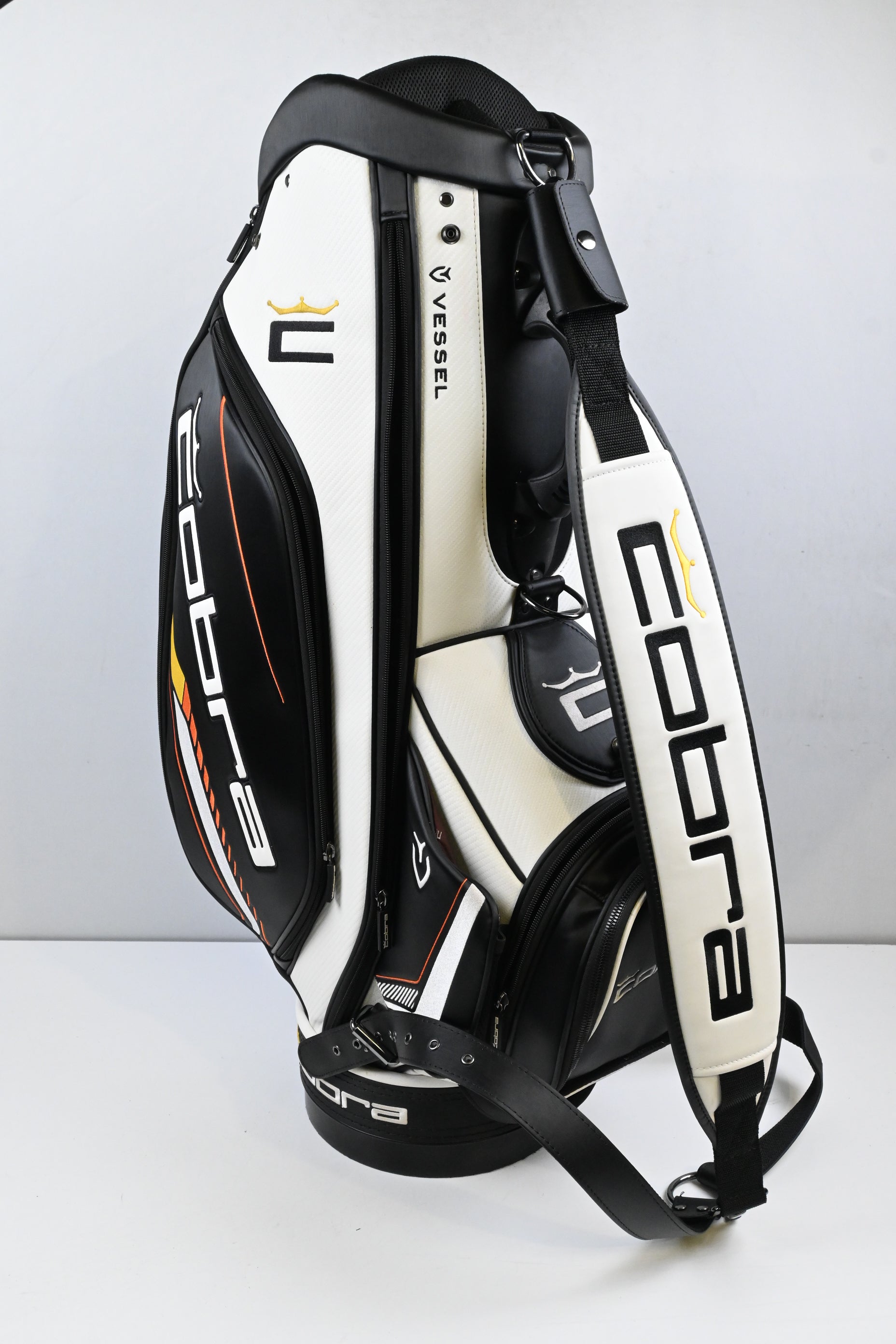 Cobra x Vessel Staff 2022 Tour Bag / 6-Way Divider / Black, White