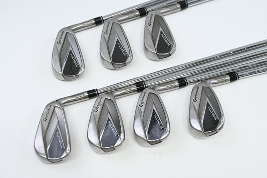 Taylormade Stealth Irons / 4-PW / Stiff Flex Dynamic Gold 105 S300 Shafts