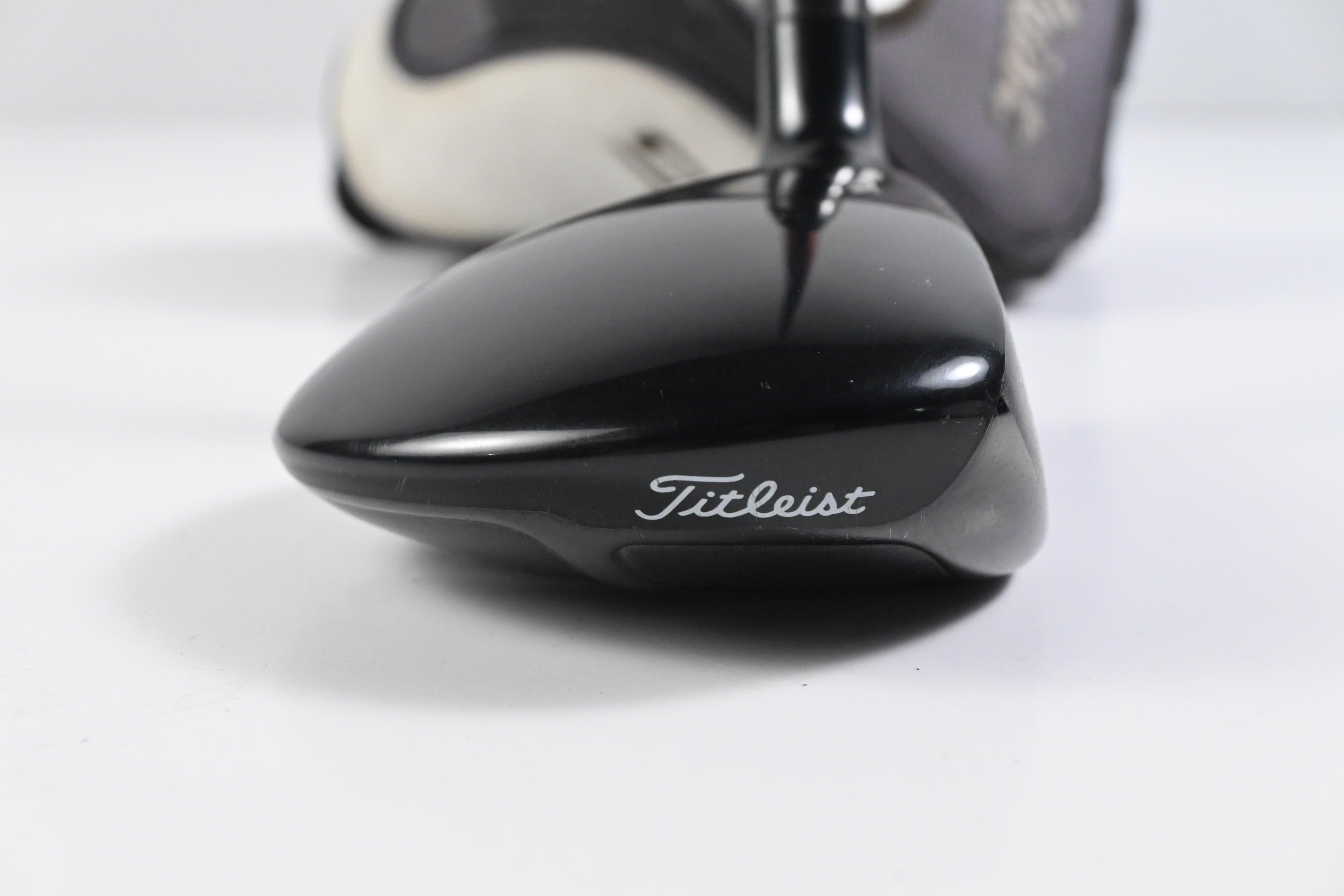 Titleist 910 F #3 Wood / 15 Degree / Regular Flex Diamana 'ilima 71 Shaft