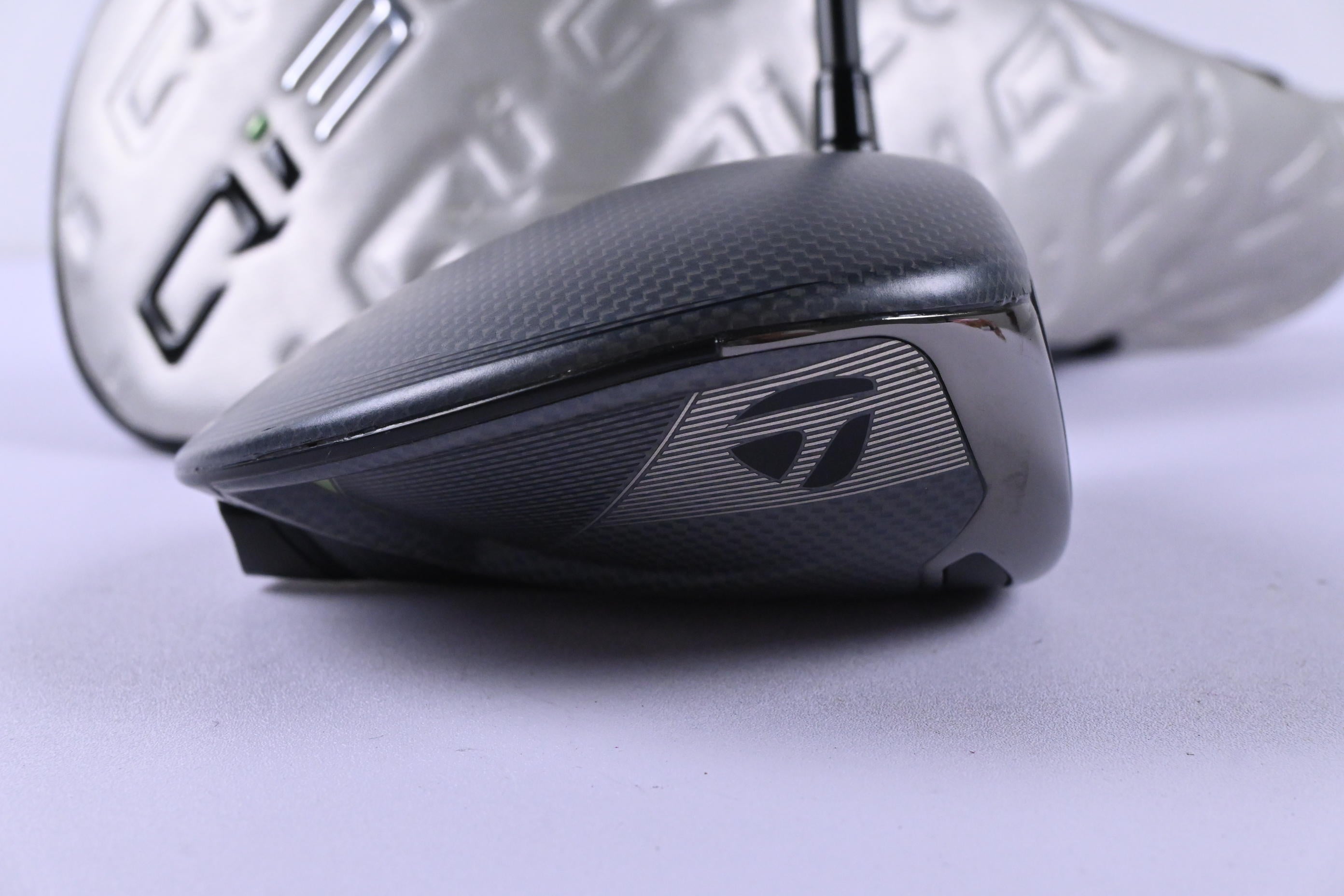 Taylormade Qi35 Max Driver / 10.5 Degree / Stiff Flex Fujikura Ventus Blue 5