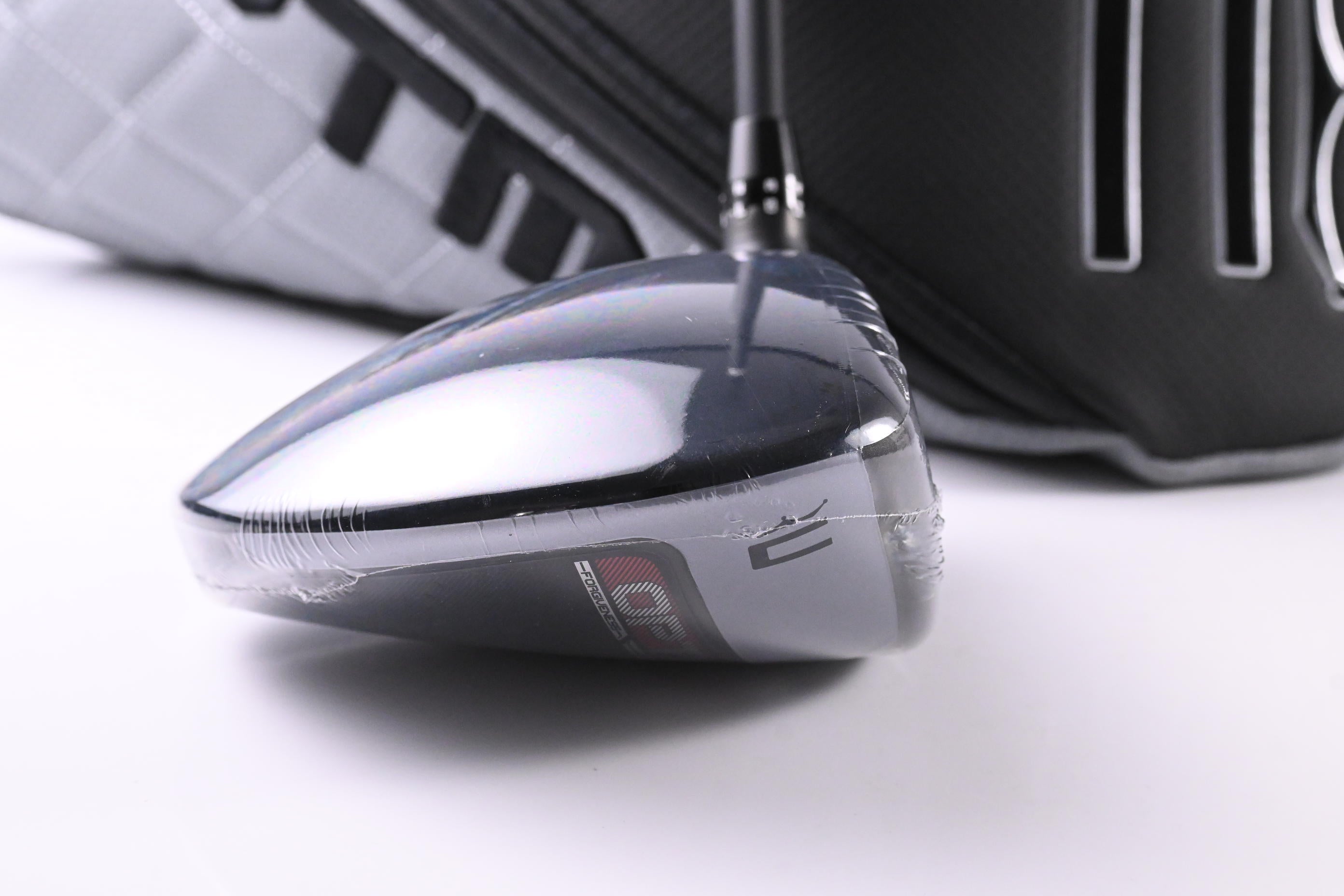 Cobra OPTM MAX-D Driver / 10.5 Degree / X-Flex Kai'li Darkwaves White 60 Shaft