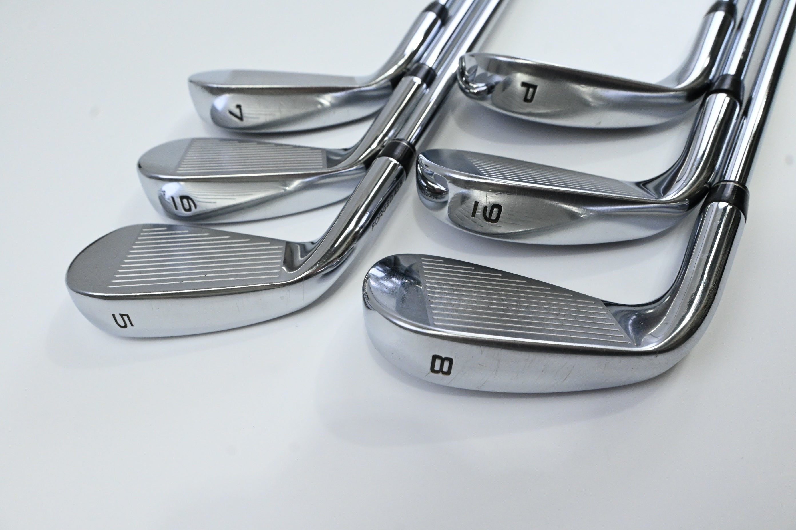 Callaway Paradym Irons / 5-PW / Regular Flex Elevate MPH 95 Shafts