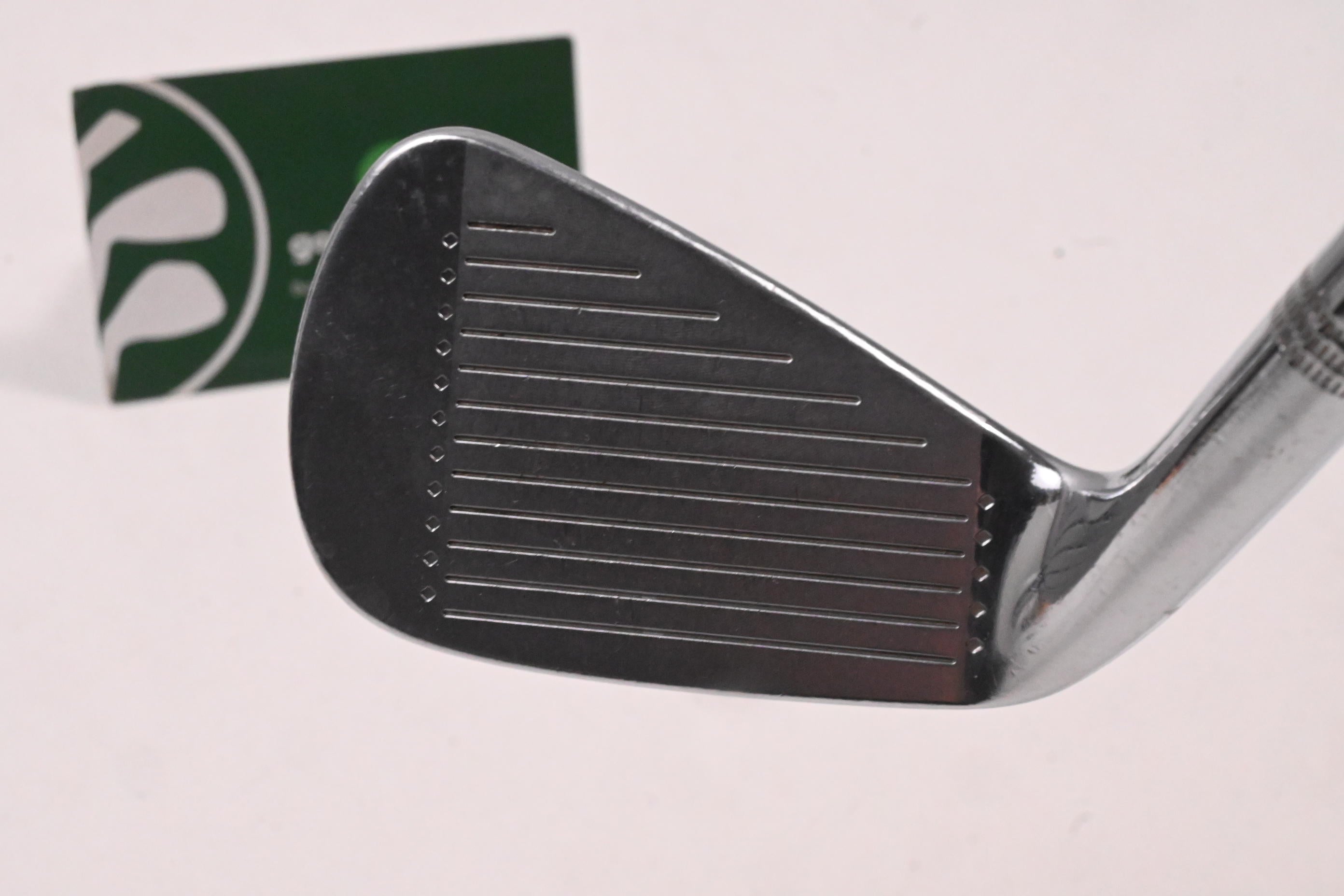 Wilson FG Tour 100 #7 Iron / 35 Degree / Regular Flex Dynamic Gold R300 Shaft