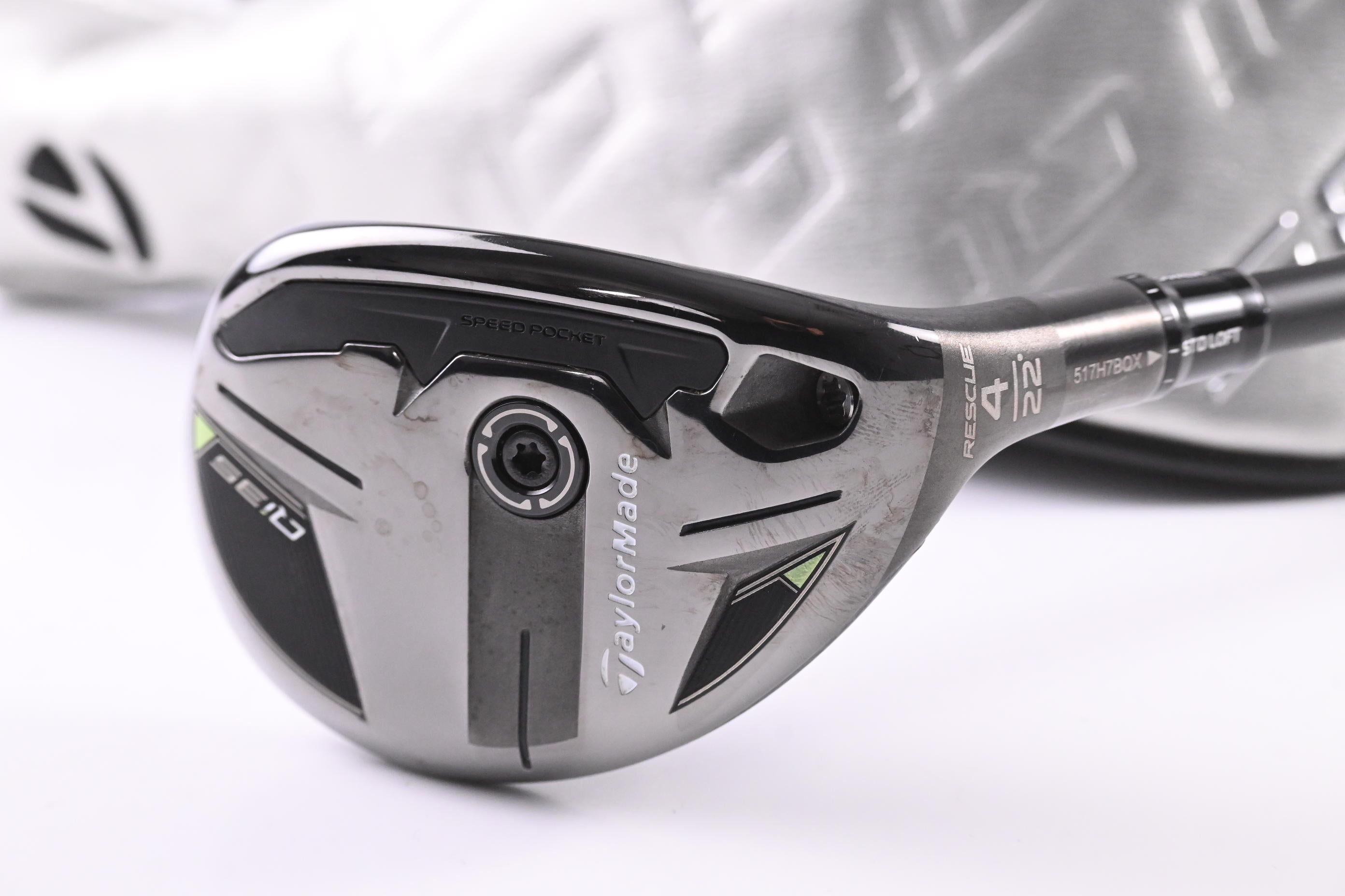 Taylormade Qi35 #4 Hybrid / 22 Degree / Regular Flex Fujikura Ventus Blue '25 6