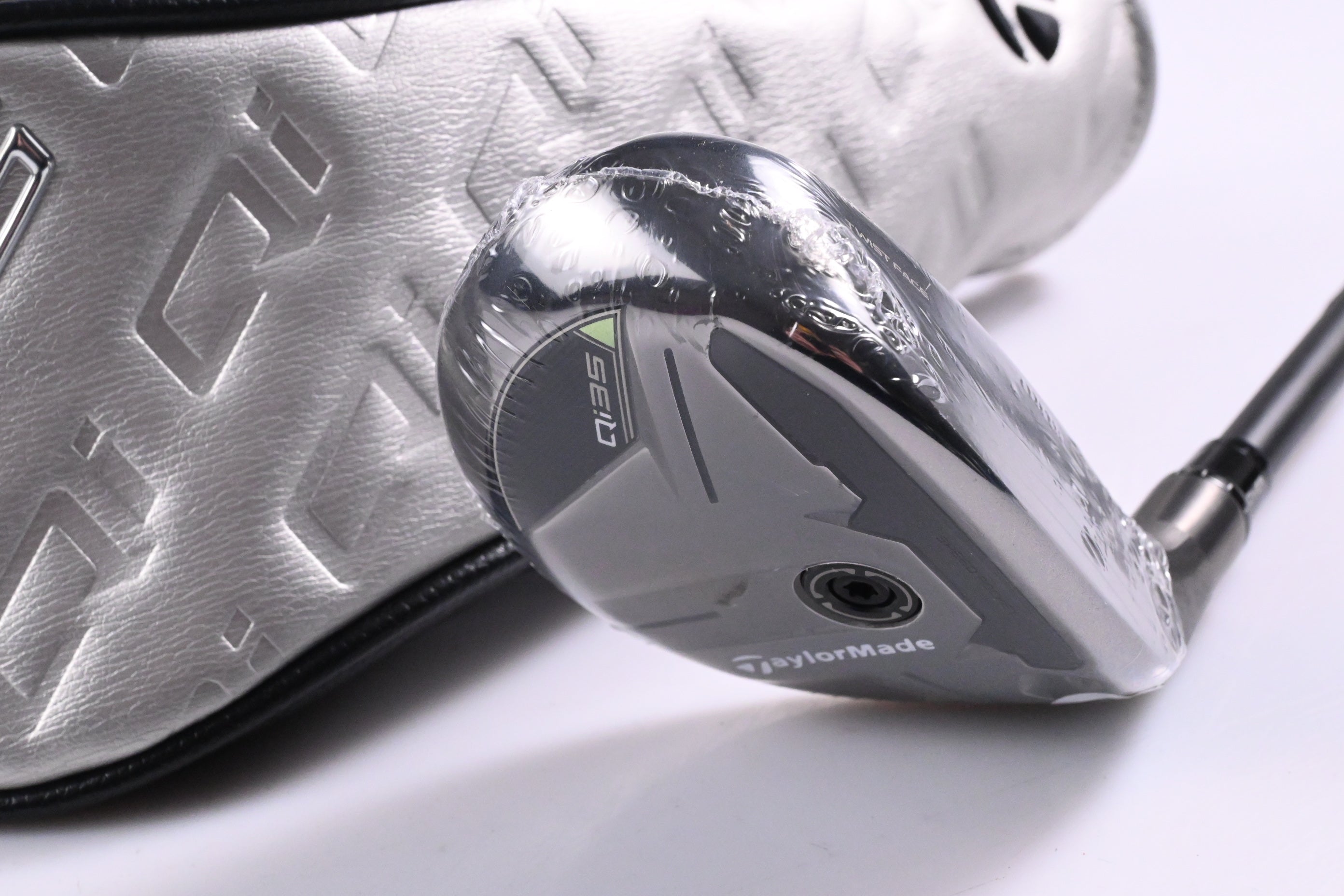 Taylormade Qi35 #4 Hybrid / 22 Degree / Regular Flex Ventus Blue 6 Shaft