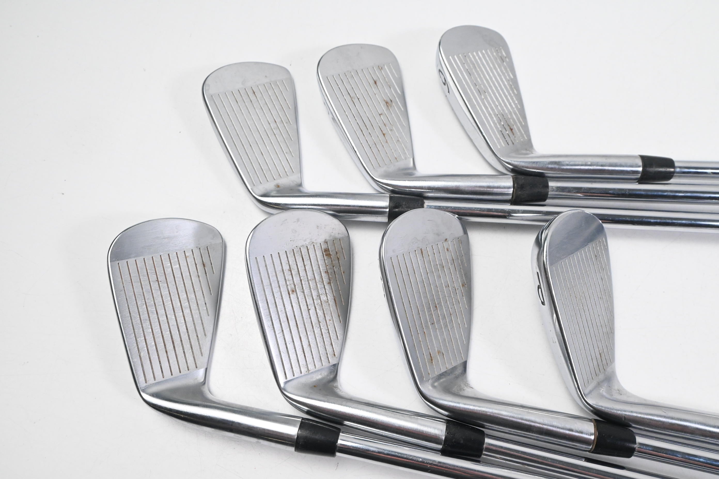 Titleist 718 MB Irons / 4-PW / Stiff Flex N.S.Pro 950GH Shafts