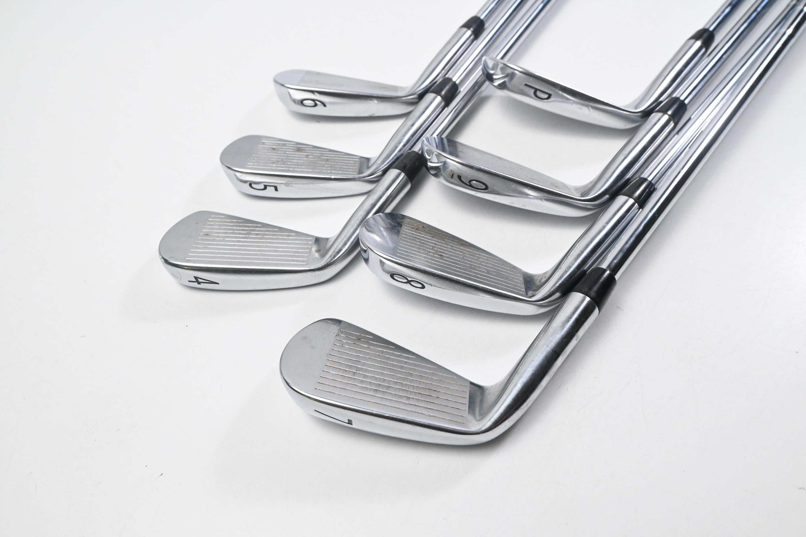 Titleist 718 MB Irons / 4-PW / Stiff Flex N.S.Pro 950GH Shafts