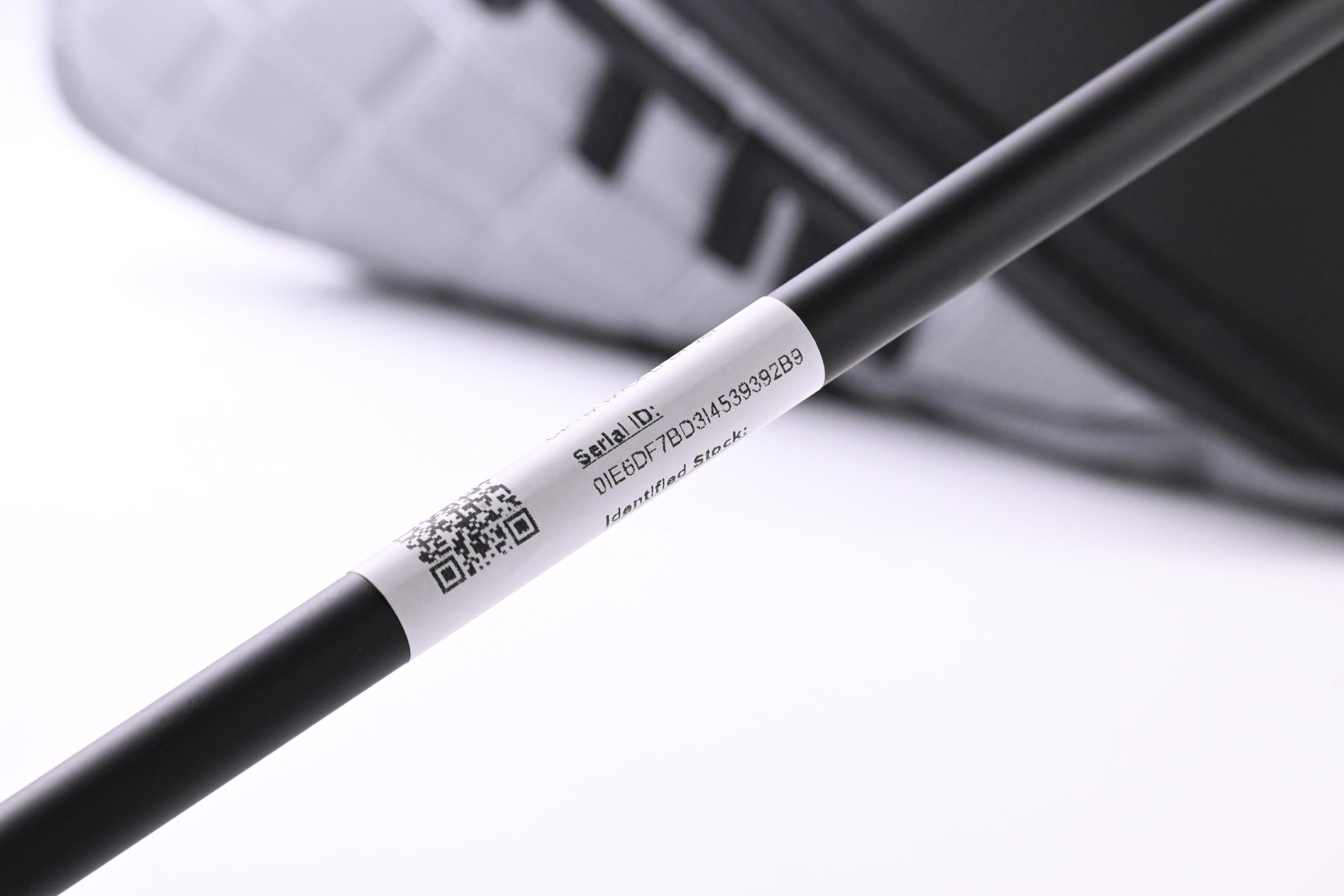 Cobra OPTM MAX-D Driver / 10.5 Degree / X-Flex Kai'li Darkwaves White 60 Shaft