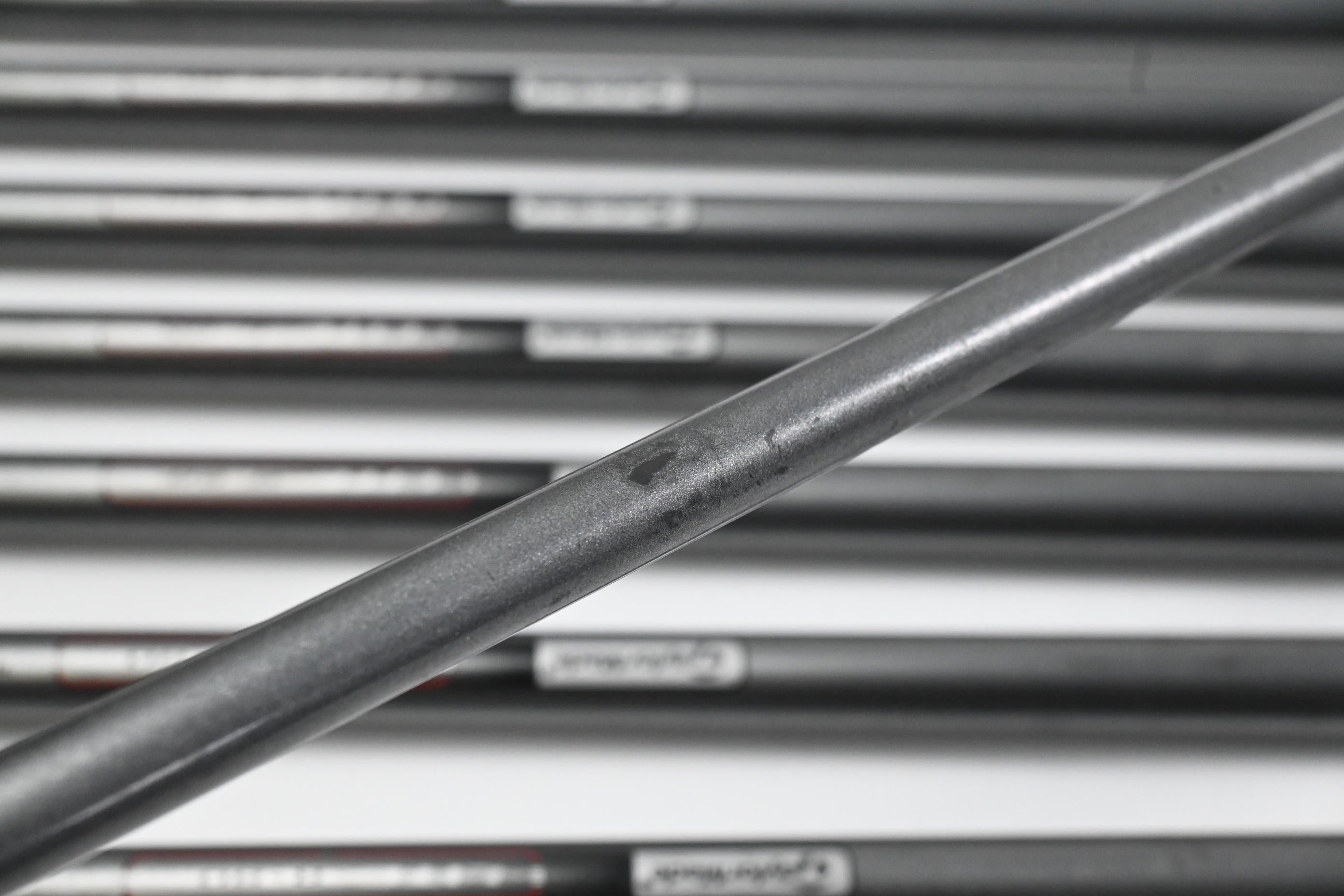 Taylormade 200 Steel Irons / 3-PW / Regular Flex Taylormade Lite 80 Shafts