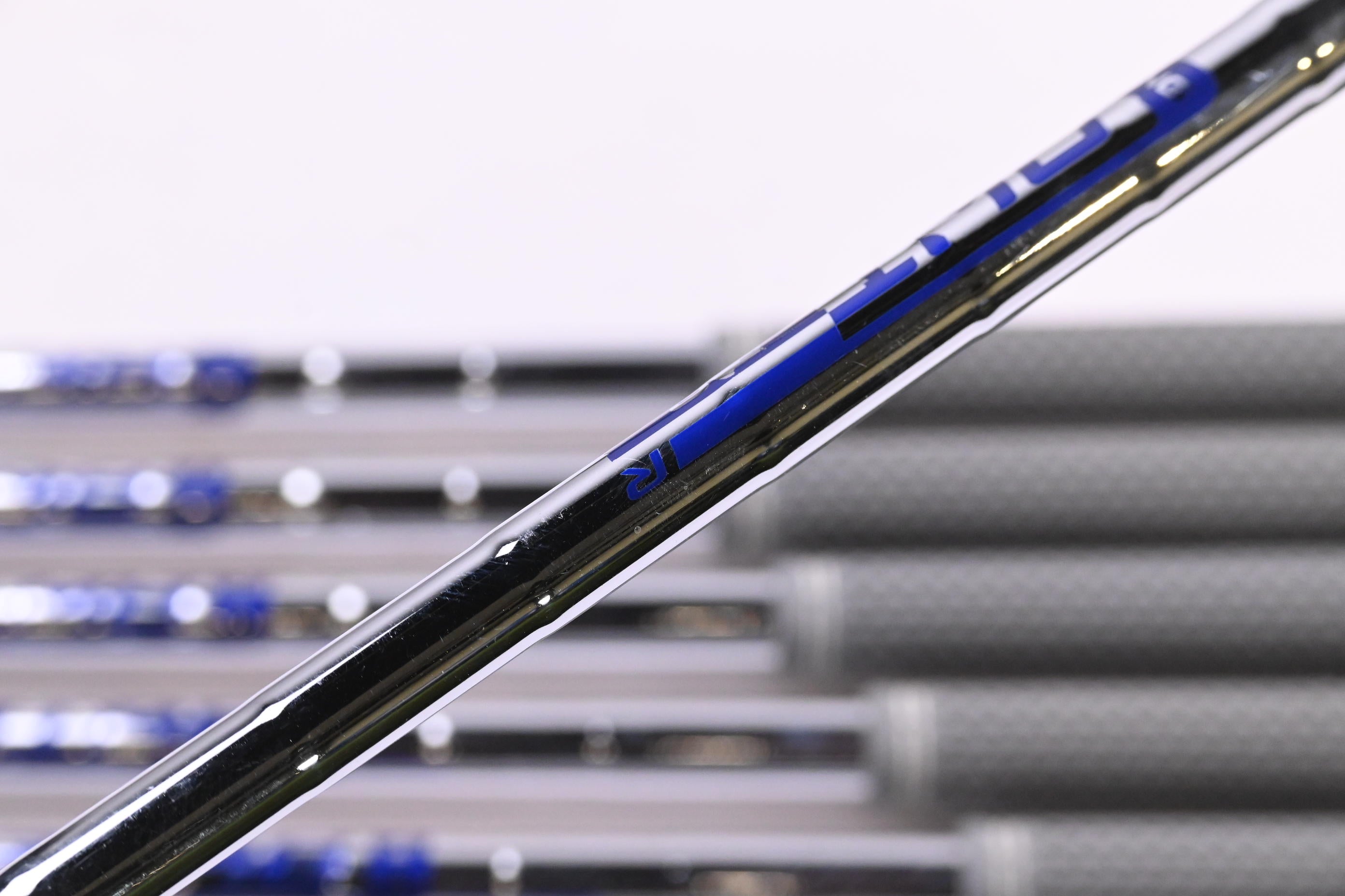 Ping G400 Irons / 5-PW+UW / Blue Dot / Regular Flex Ping AWT 2.0 Shafts