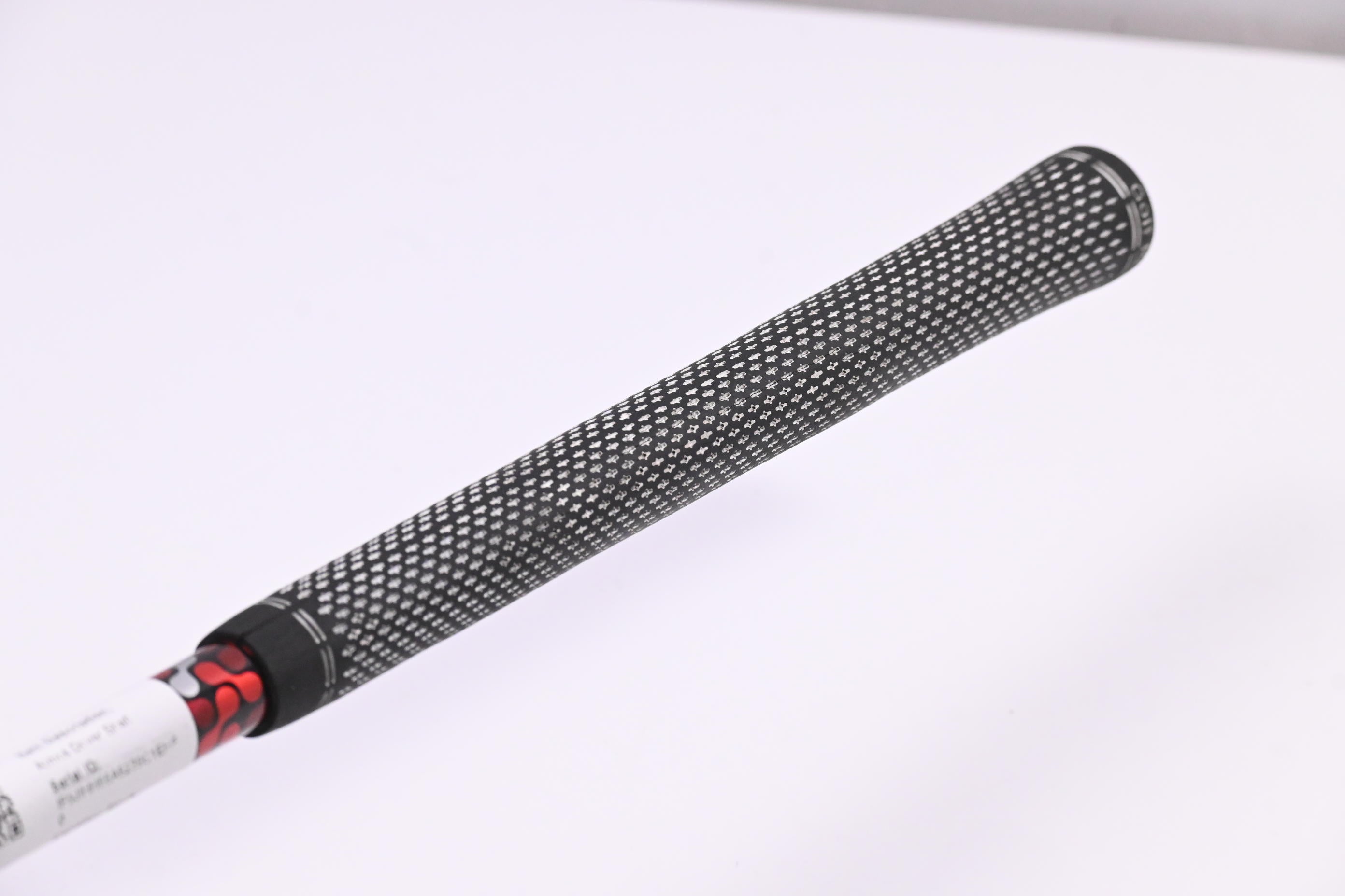Fujikura Atmos Red 5 Driver Shaft / Senior Flex / Titleist Adapter