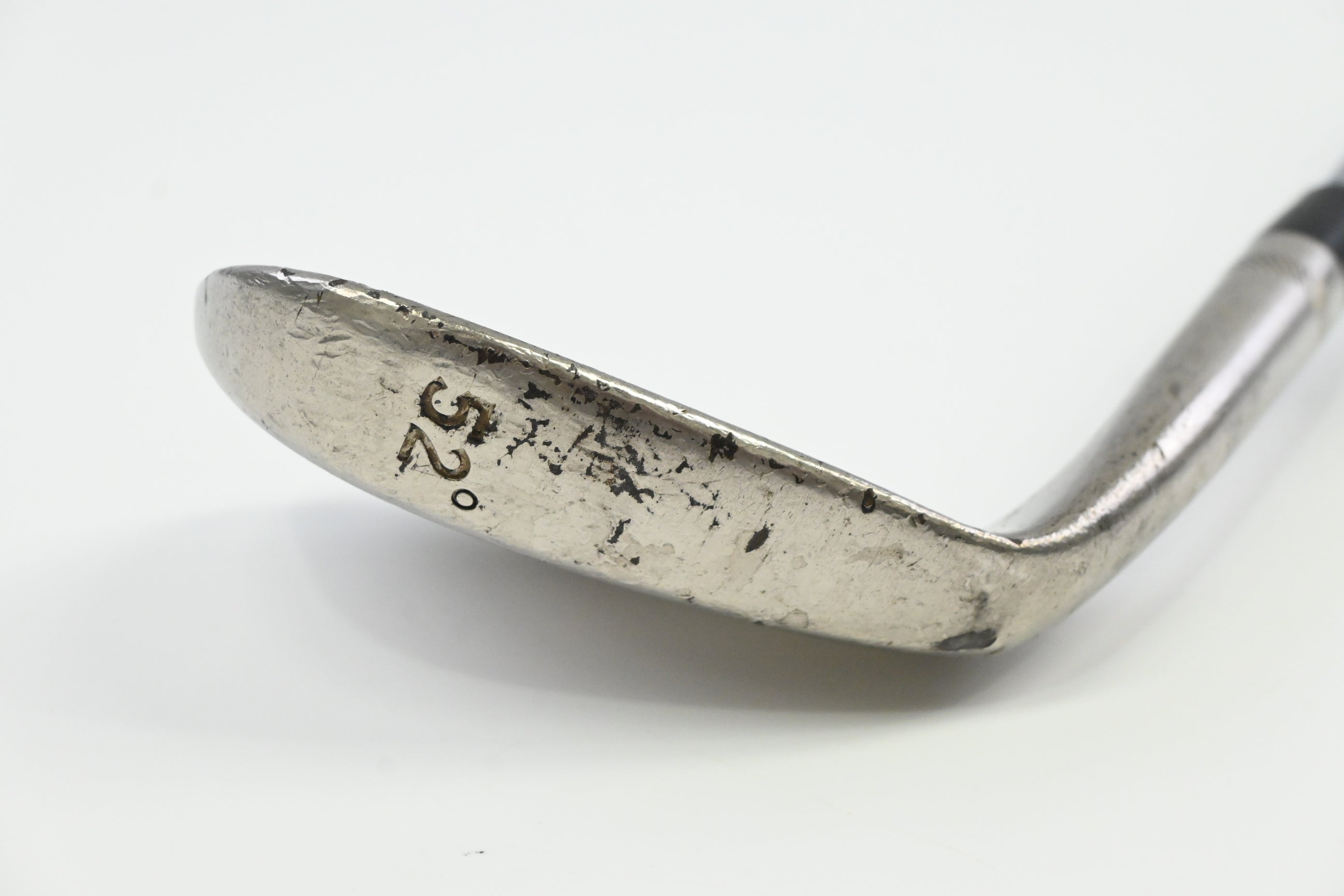 Titleist Vokey Design Gap Wedge / 52 Degree / Wedge Flex Dynamic Gold Shaft