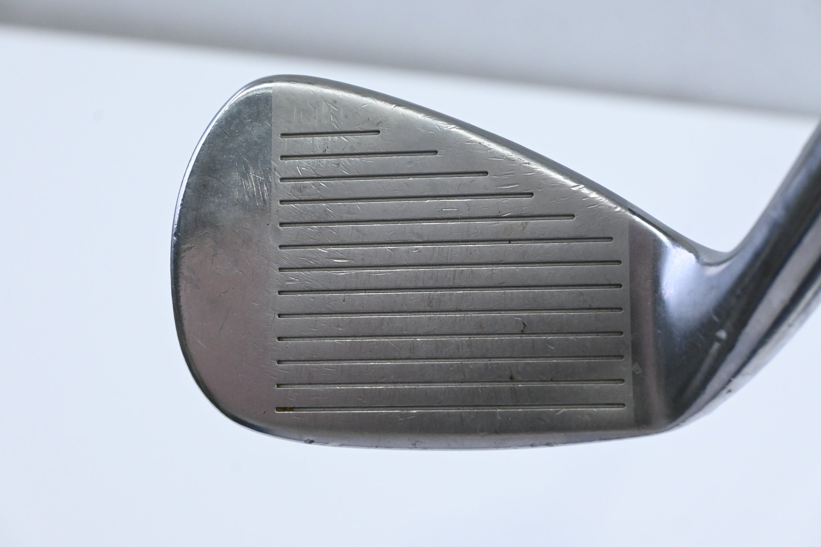 Mizuno MP-20 HMB Pitching Wedge / 46 Degree / Stiff Flex Dynamic Gold 115 S300