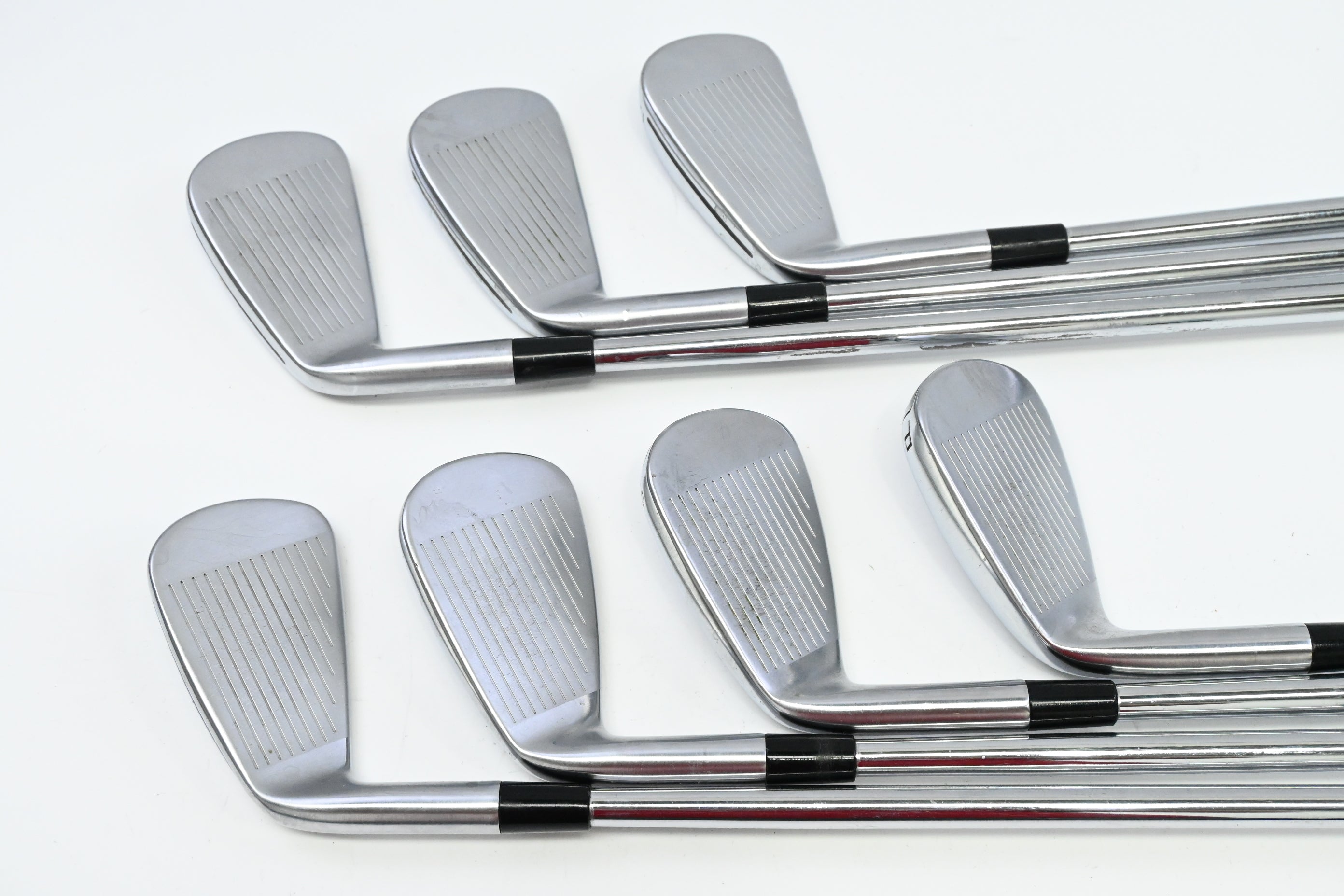 Taylormade P790 2019 Irons / 4-PW / Regular Flex Dynamic Gold 105 R300 Shafts