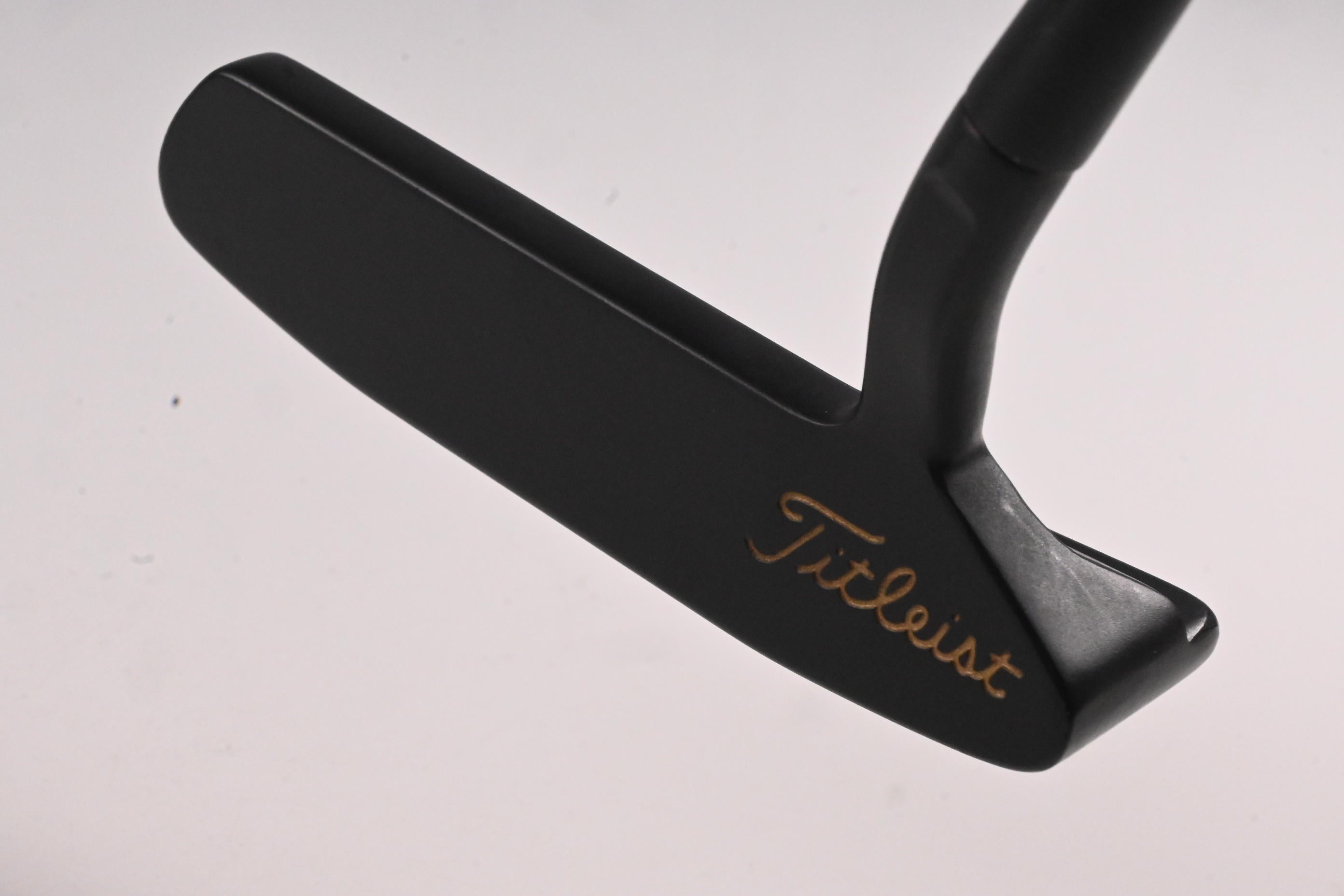 Scotty Cameron Studio Stainless Newport 2.5 Putter / 33 Inch / Refurbished