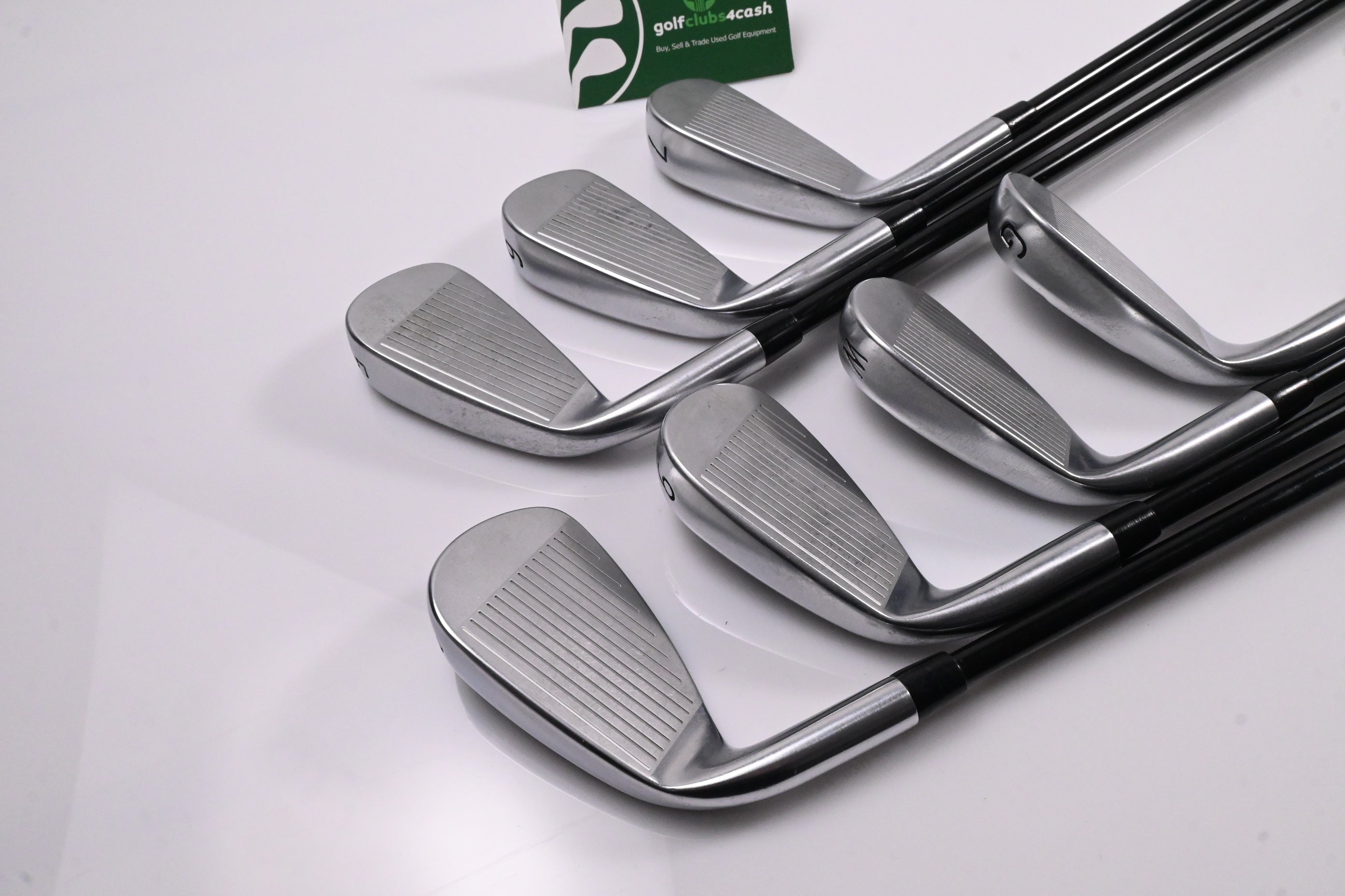 PXG 0311 XP Gen4 Irons / 5-PW+GW / Regular Flex Accra iSeries 80 Shafts