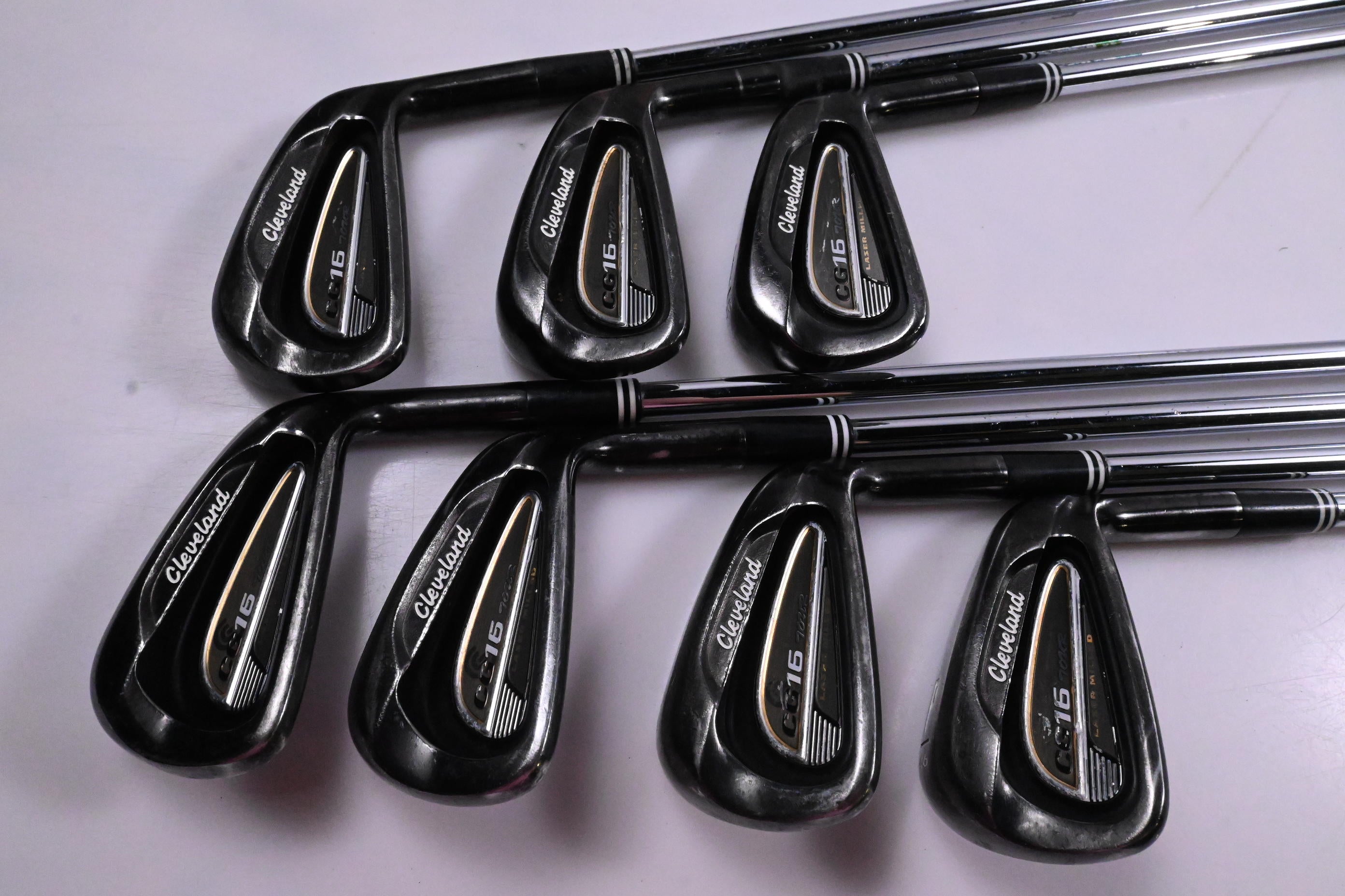 Cleveland CG16 Tour Irons / 4-PW / Regular Flex Dynamic Gold R300 Shafts