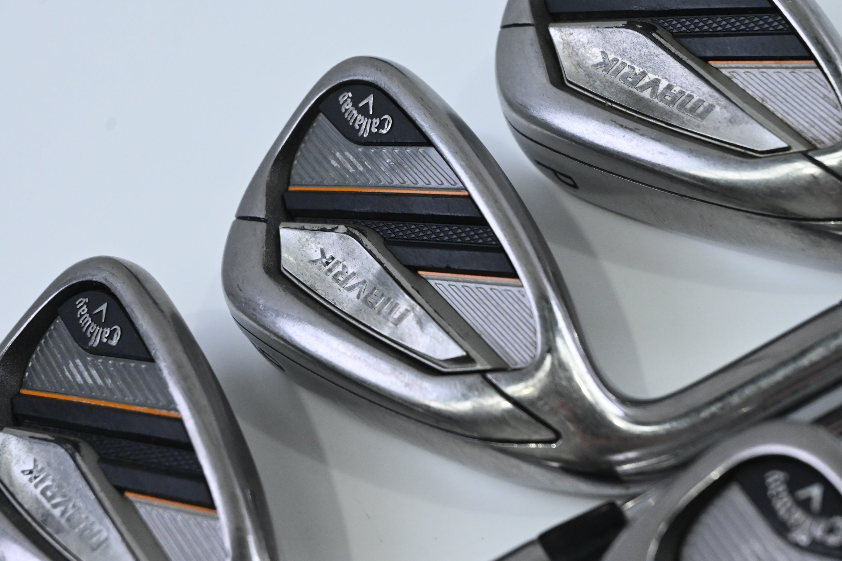 Left Hand Callaway Mavrik Irons / 5-PW / Regular Flex Elevate 95 Shafts