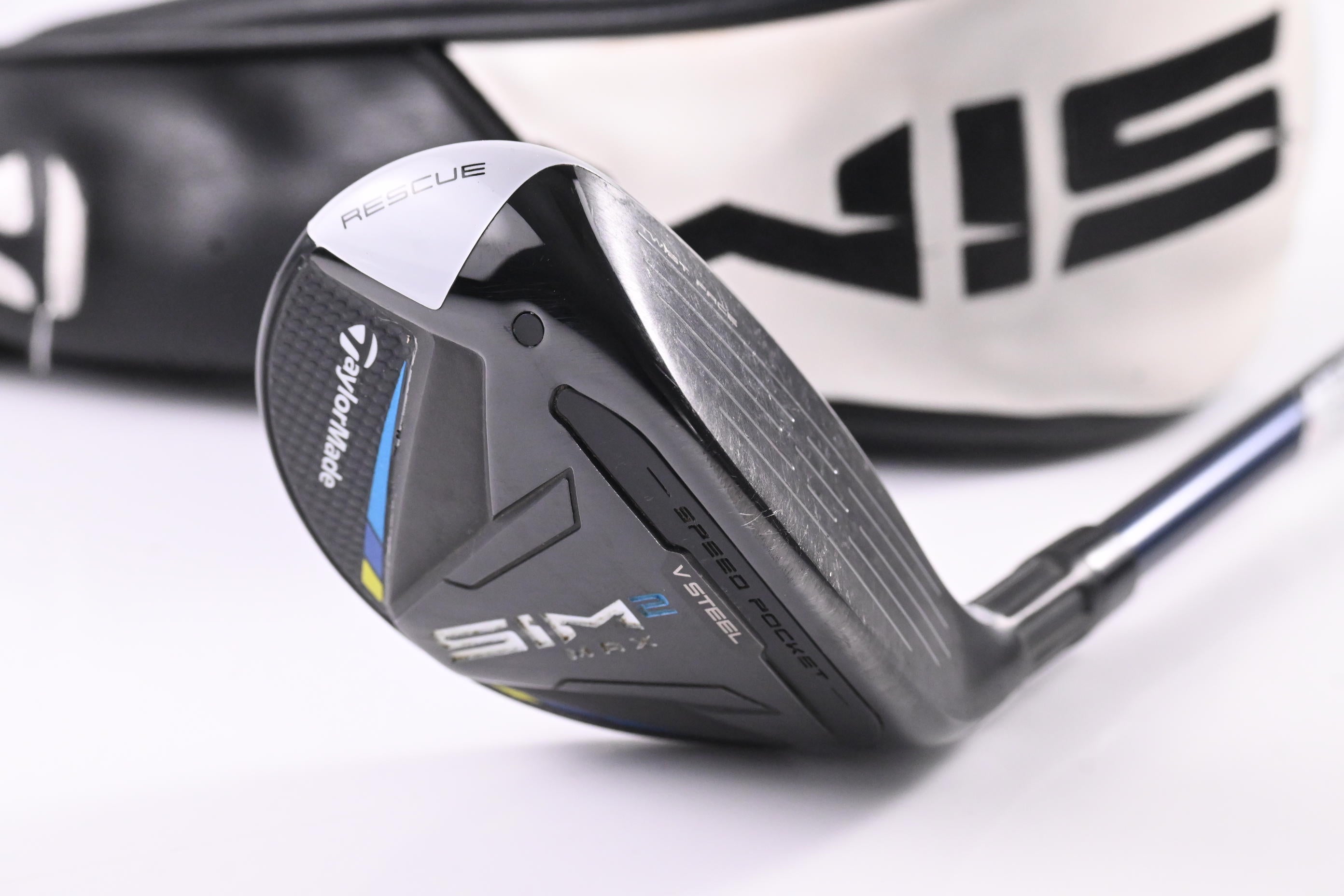 Taylormade SIM2 Max #3 Hybrid / 19 Degree / Regular Flex Ventus Blue 6 Shaft