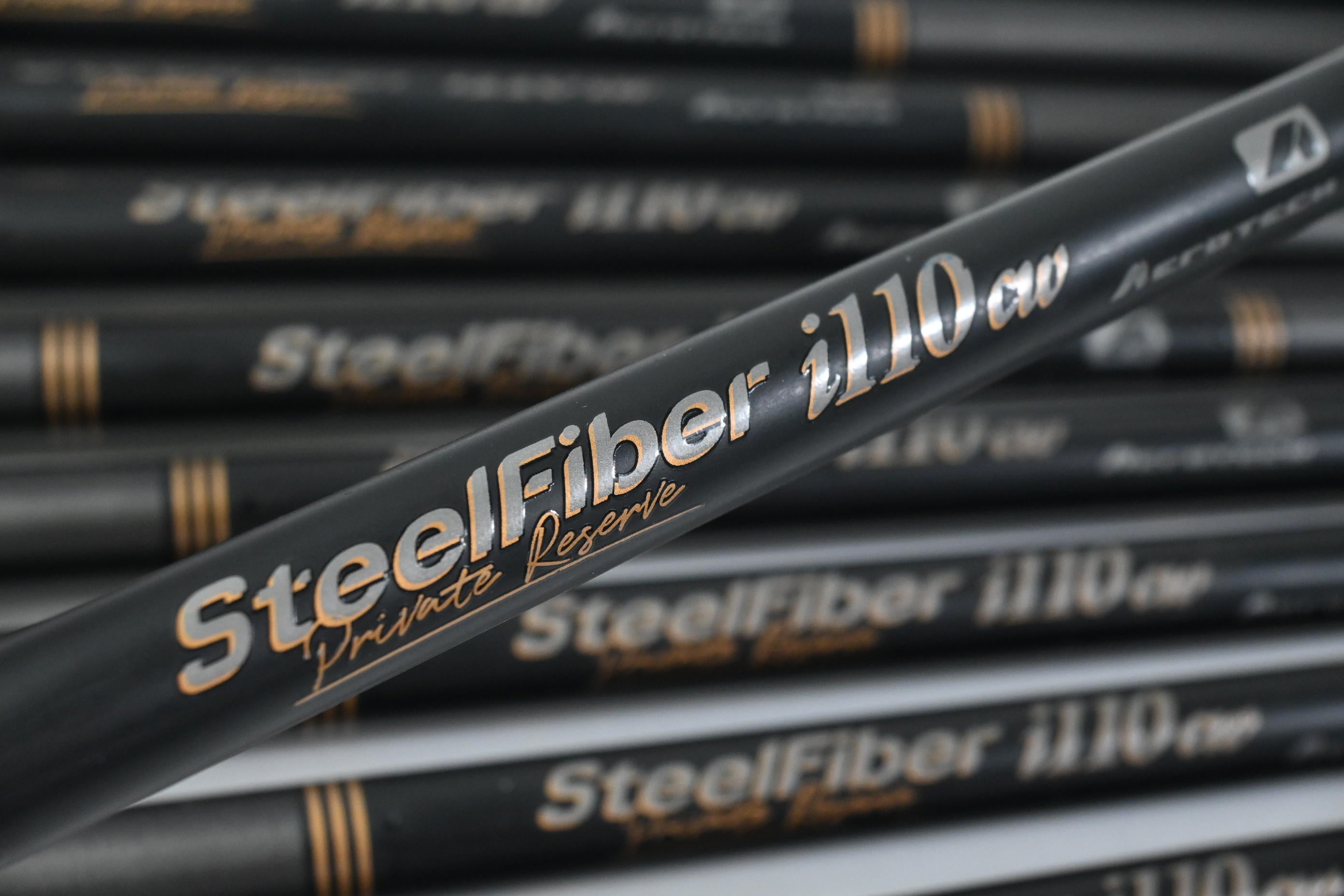 Areotech SteelFiber i100cw Iron Shaft / Regular Flex / Set Of 10 / .355" Tips