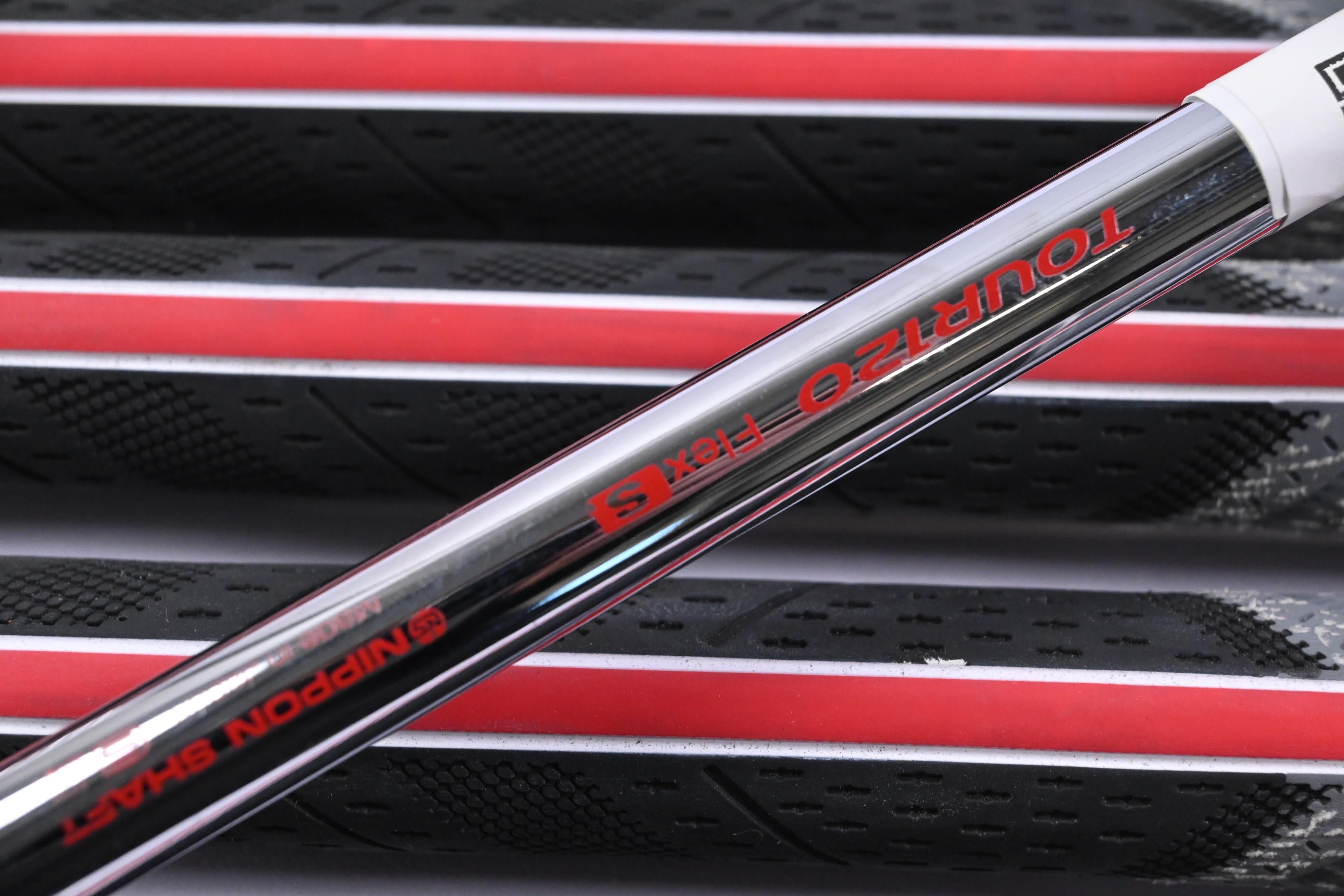 Ping i230 Irons / 5-PW / Silver Dot / Stiff Flex N.S.PRO Modus 3 120 Shafts