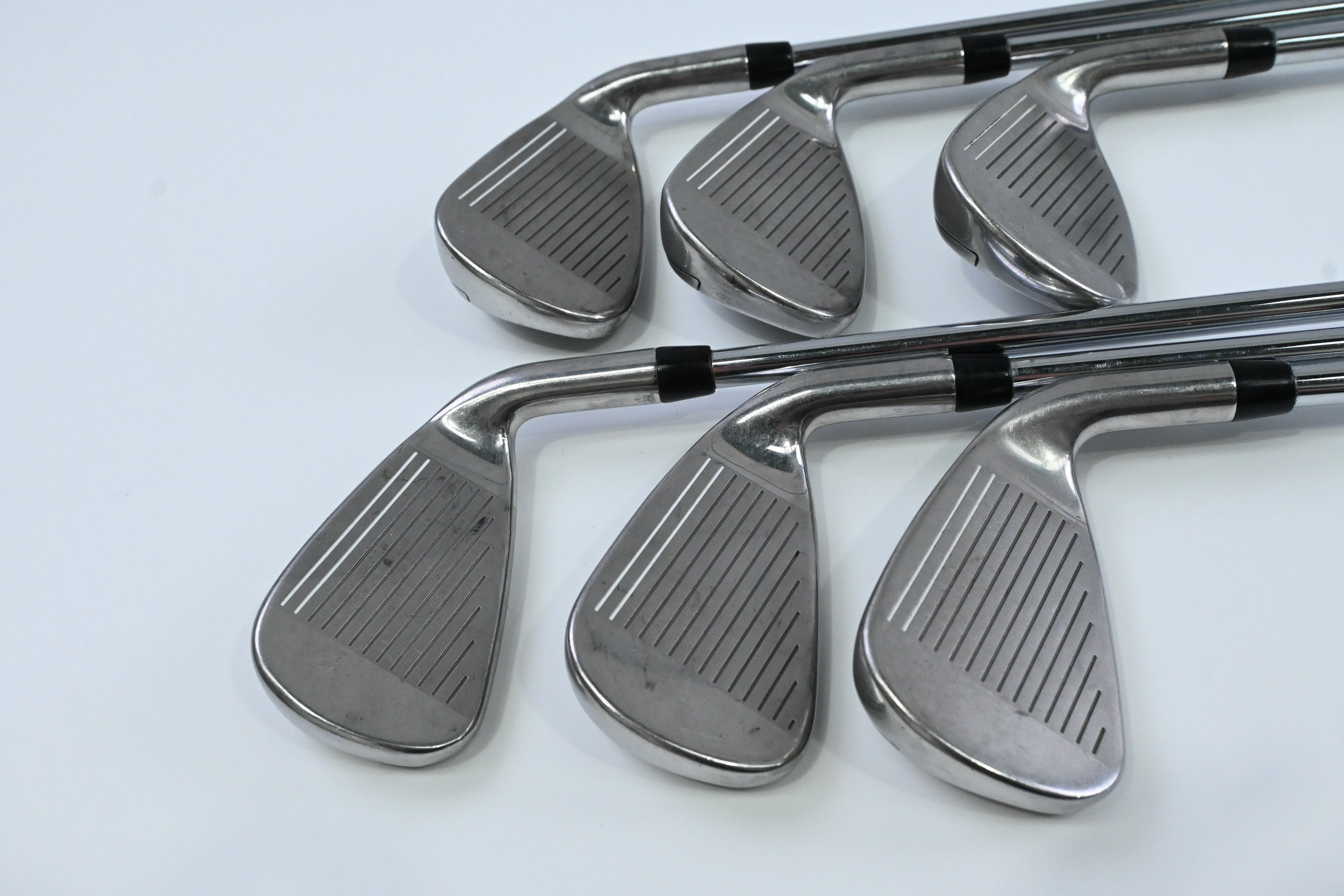 Left Hand Callaway Mavrik Irons / 5-PW / Regular Flex Elevate 95 Shafts