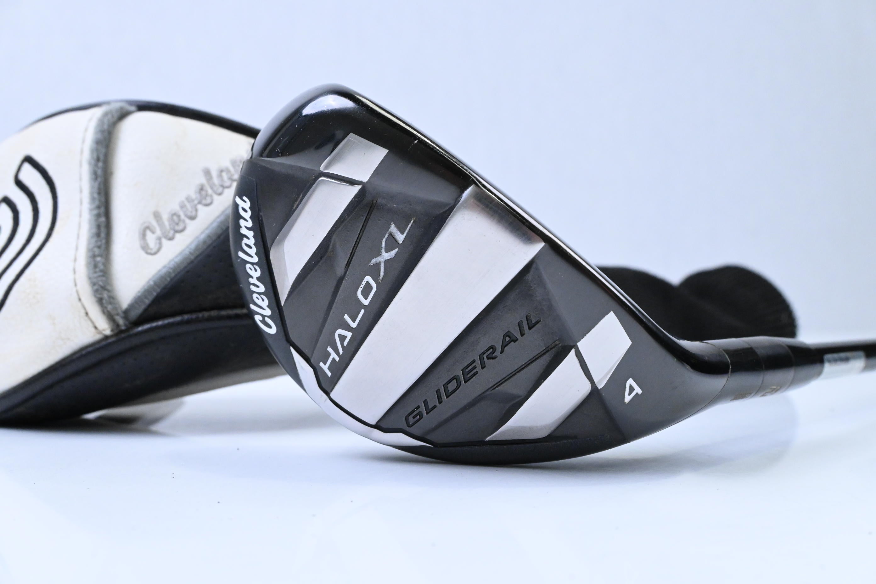 Cleveland Halo XL #4 Hybrid / 21 Degree / Stiff Flex Tensei AV Raw Blue 65