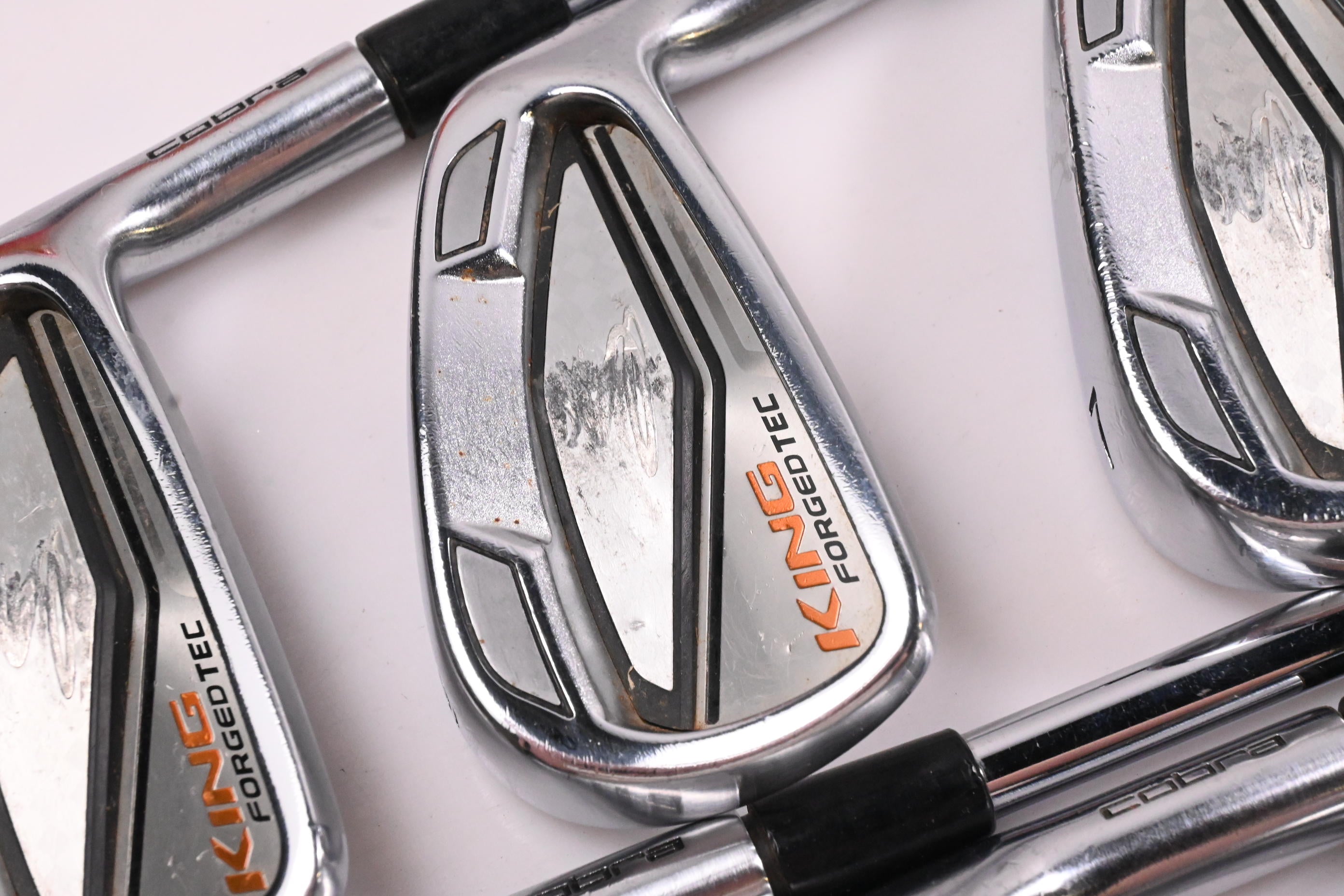 Cobra King Forged Tec Irons / 5-PW+GW / Regular Flex Dynamic Gold R300 Shafts
