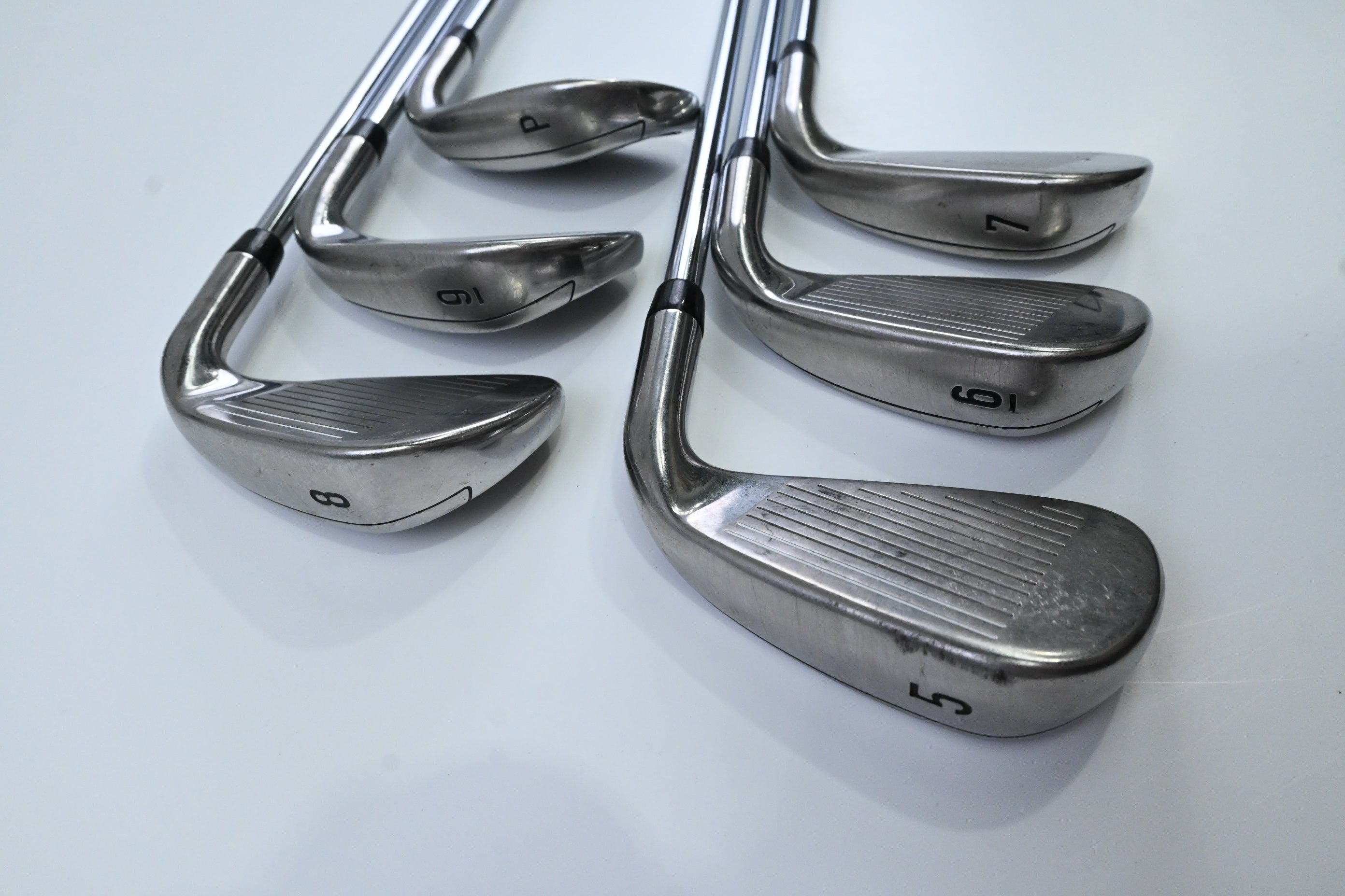 Left Hand Callaway Mavrik Irons / 5-PW / Regular Flex Elevate 95 Shafts