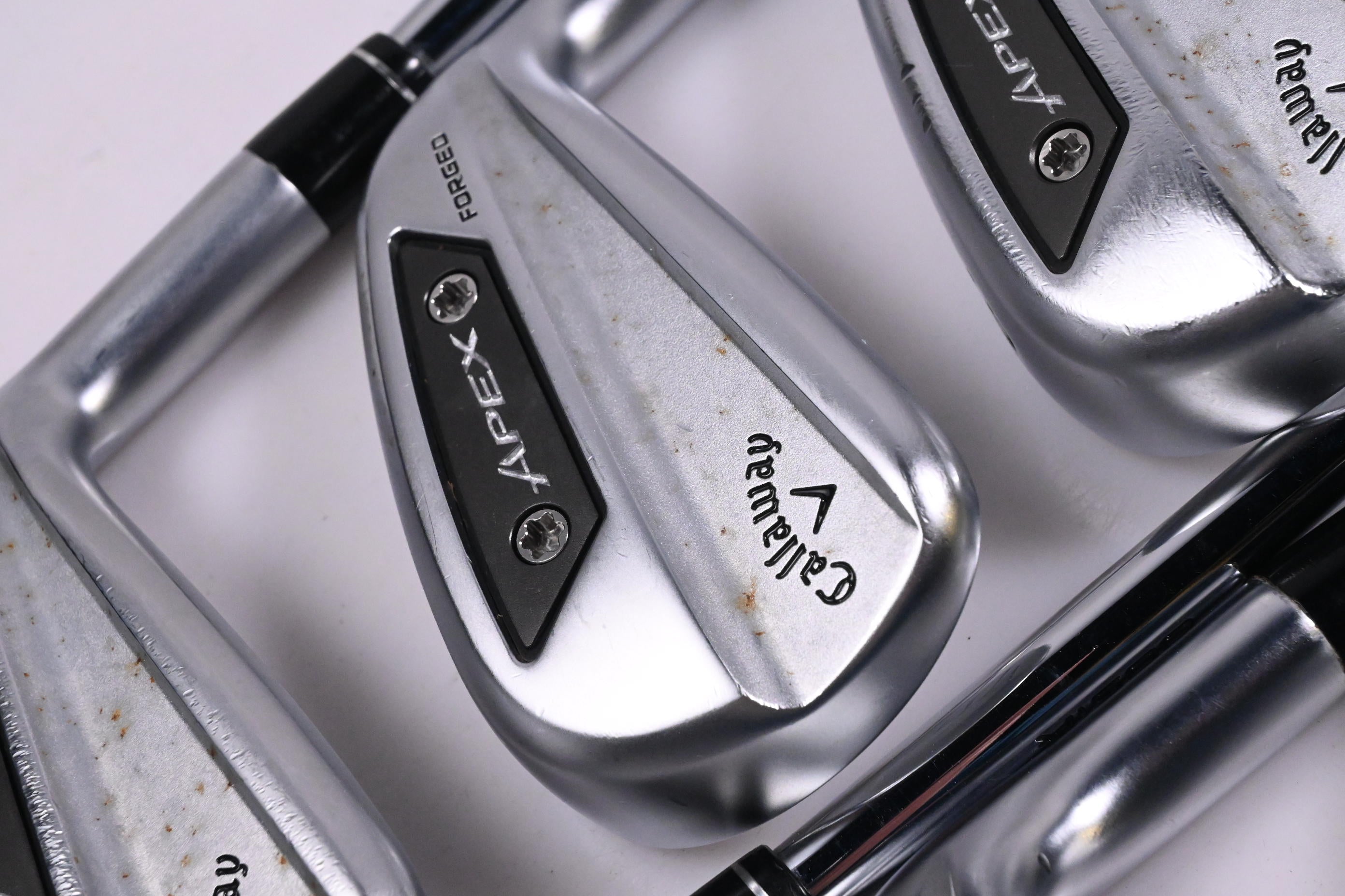 Callaway Apex Ai200 Irons / 6-PW+GW / Regular Flex AMT Red R300 Shafts