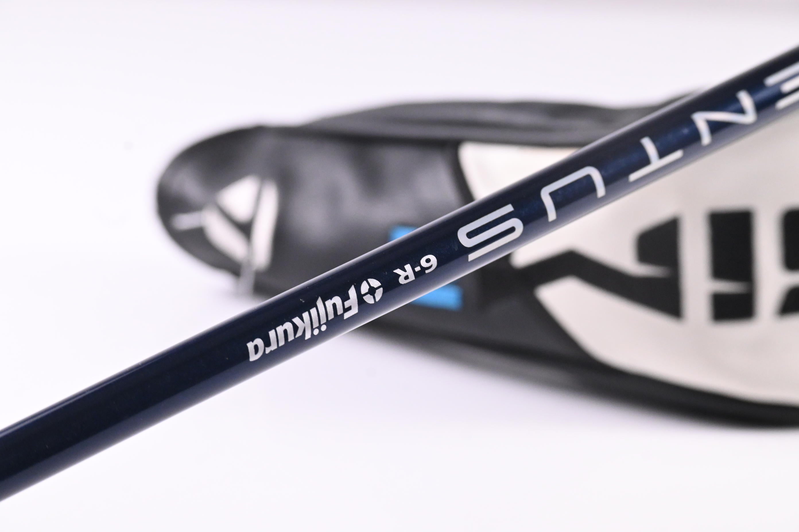 Taylormade SIM2 Max #3 Hybrid / 19 Degree / Regular Flex Ventus Blue 6 Shaft