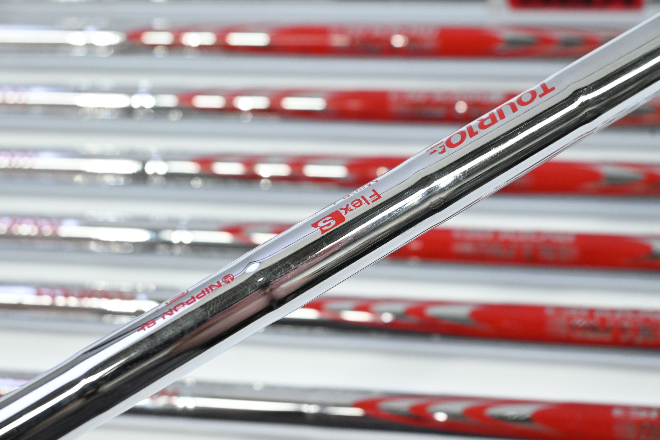 Cobra King Tour 2020 Irons / 4-PW+GW / Stiff Flex NS Pro Modus3 Tour 105 Shafts