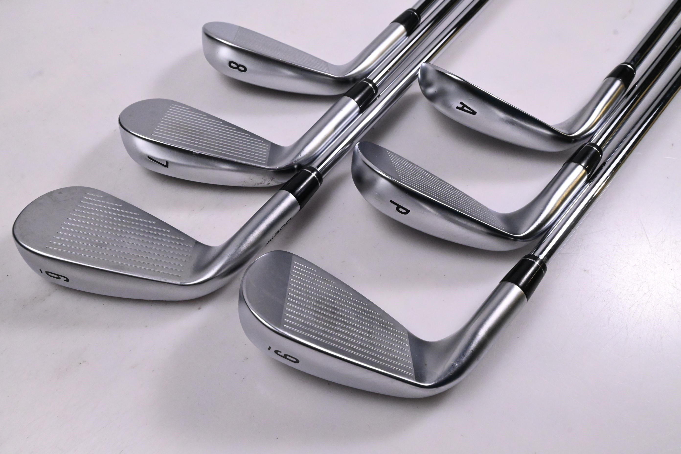 Callaway Apex Ai200 Irons / 6-PW+GW / Regular Flex AMT Red R300 Shafts